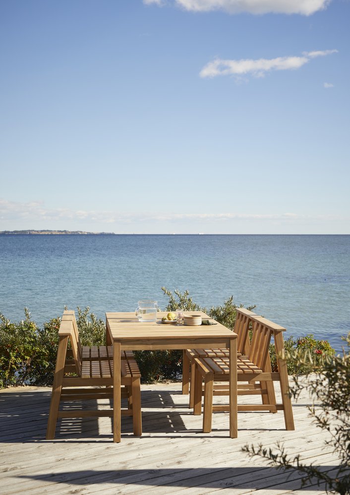 Plank_Fritz Hansen_Outdoor Dining Table_West Out East