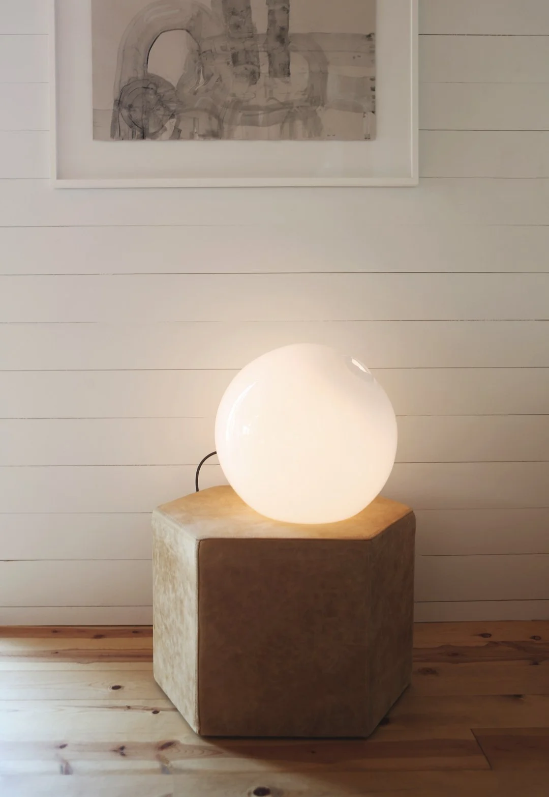 SkLO_Float2.0_Light_LT216WHT_ENV_1_1080_2.jpg