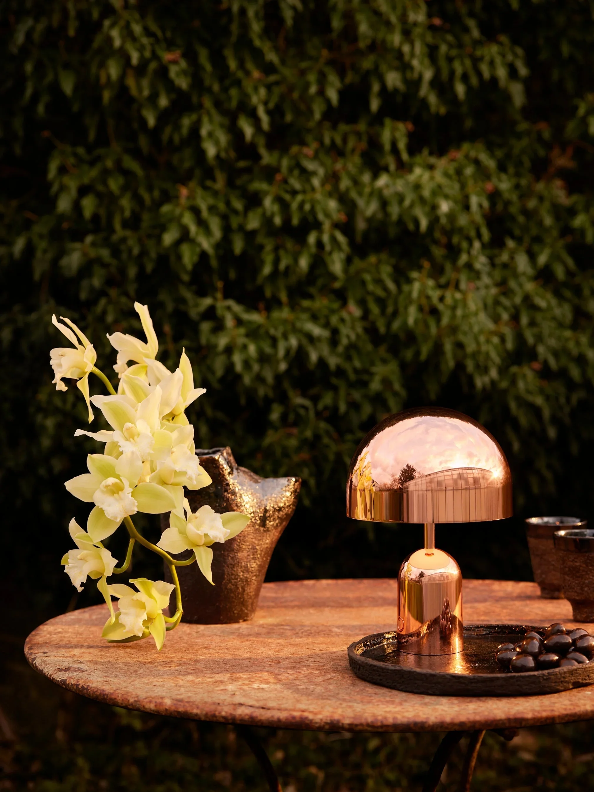 Bell-Portable-Light-Polished-Copper-US-2_4096x5460_crop_center.webp