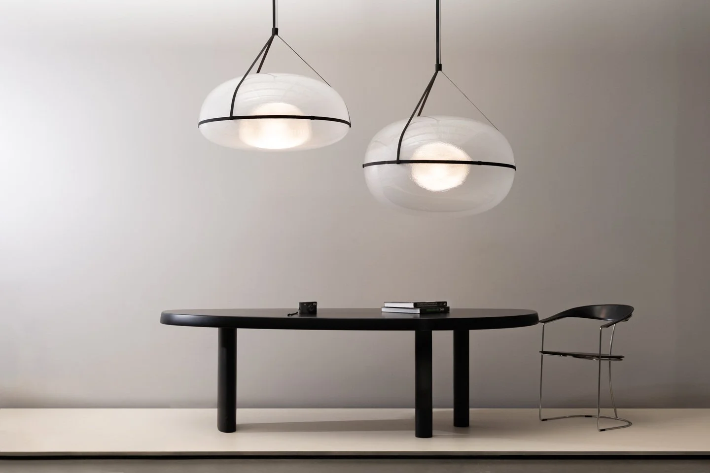 ANDlight_Iris_Pendant_InSitu_CourtesyofANDlight_1.jpg