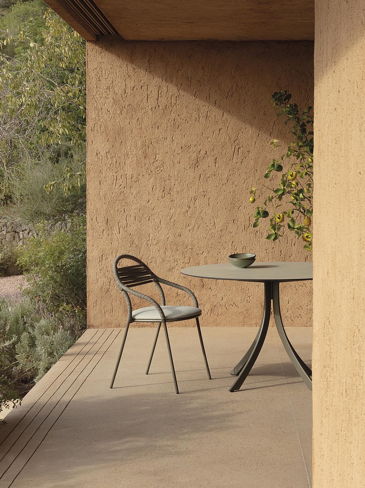 petale-hand-woven-dining-armchair-mut-design-expormim-furniture-outdoor-05-.jpg
