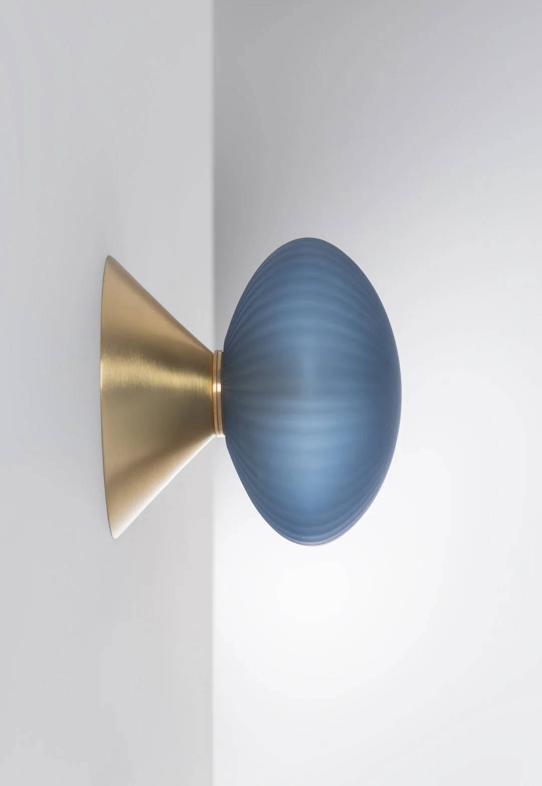 SkLO_Peak_Sconce_Ceiling_LT519TSBBB_03_1080.jpg