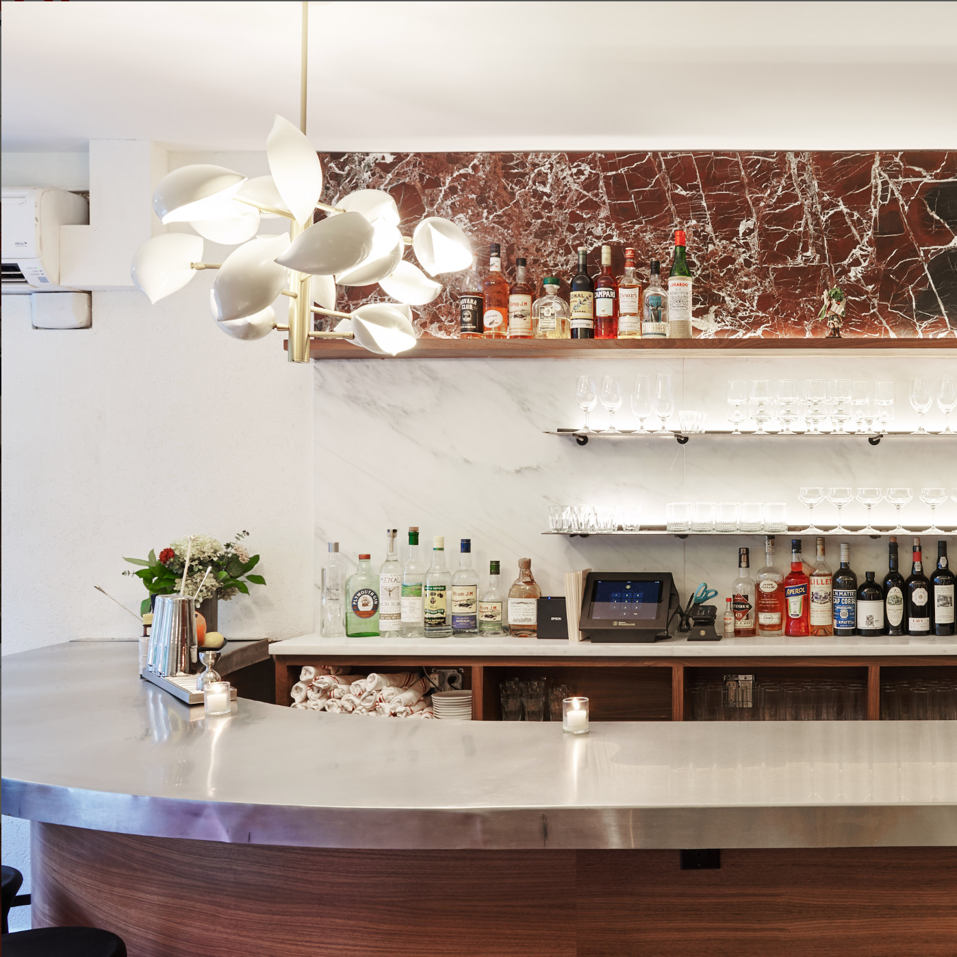 3_436_Lapa_at-St-Julivert-restaurant.png