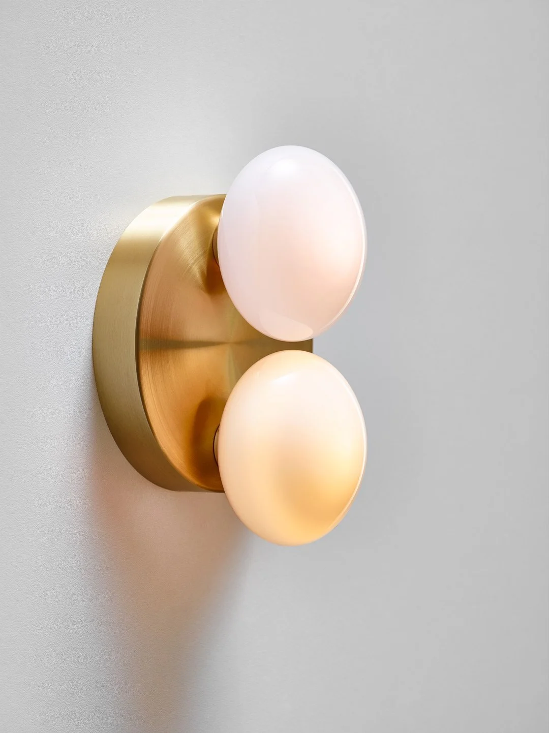 SkLO_Dot1XSconceCeiling_LTD2OYSWHTBB_04.jpg