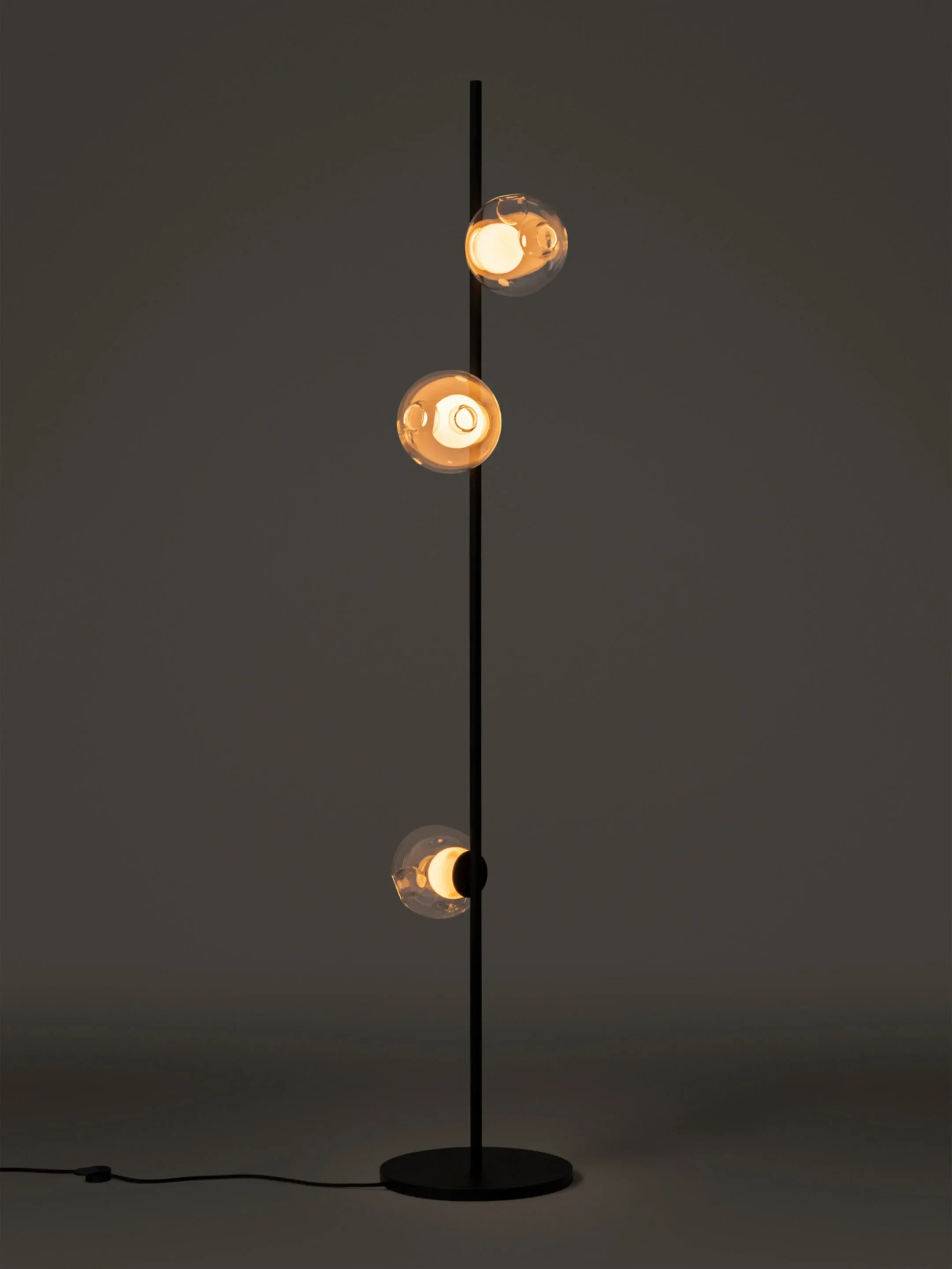 28.3-Floor-6ft-Black-Clear-Dark.jpg.webp