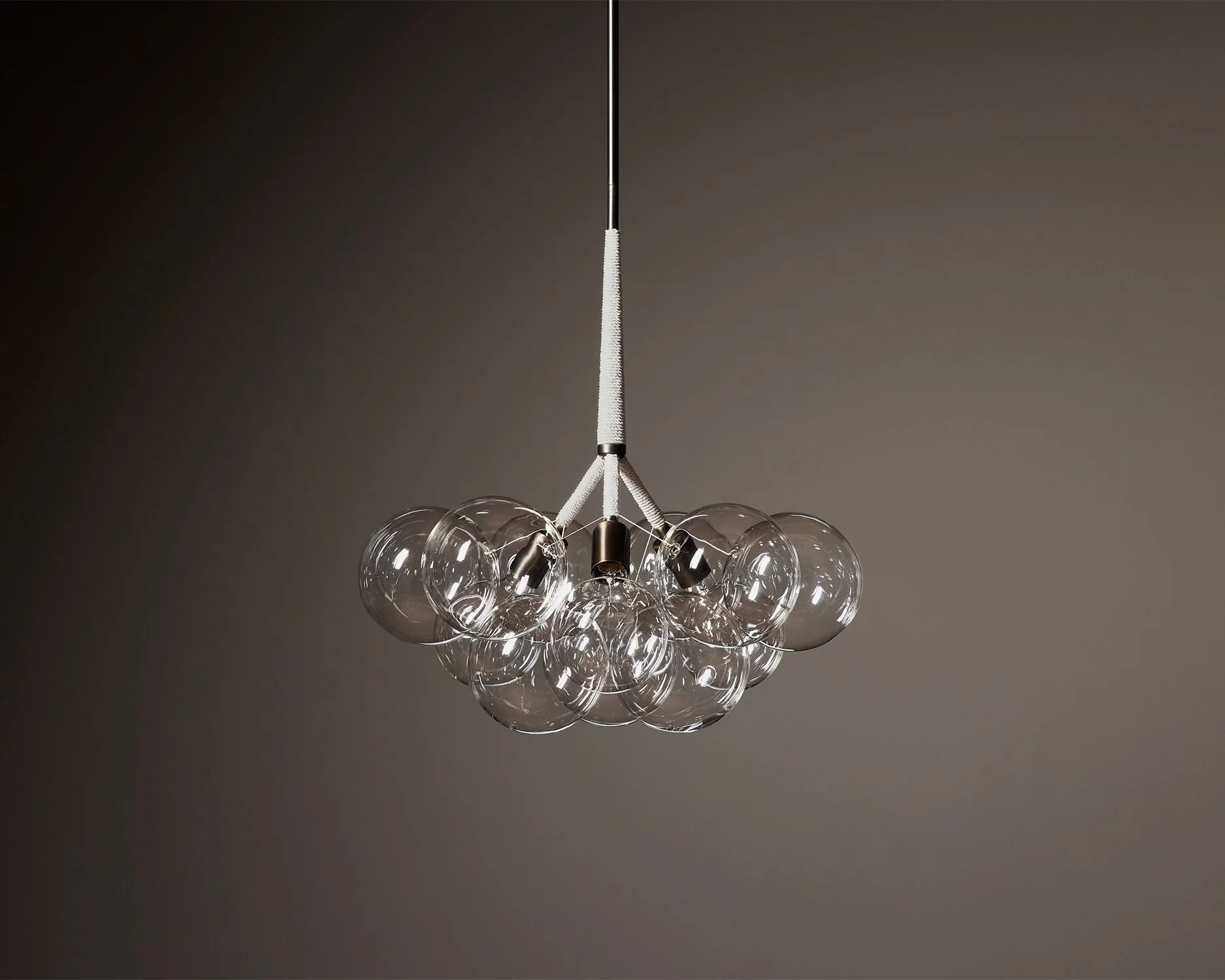 2022_Pelle_BubbleChandelier_Large_Off.jpg