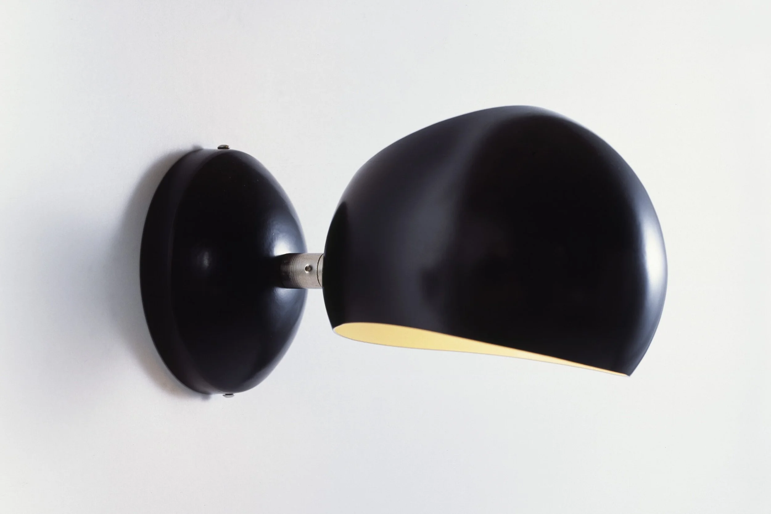 1_209_Boi_Sconce_Black-scaled.jpg