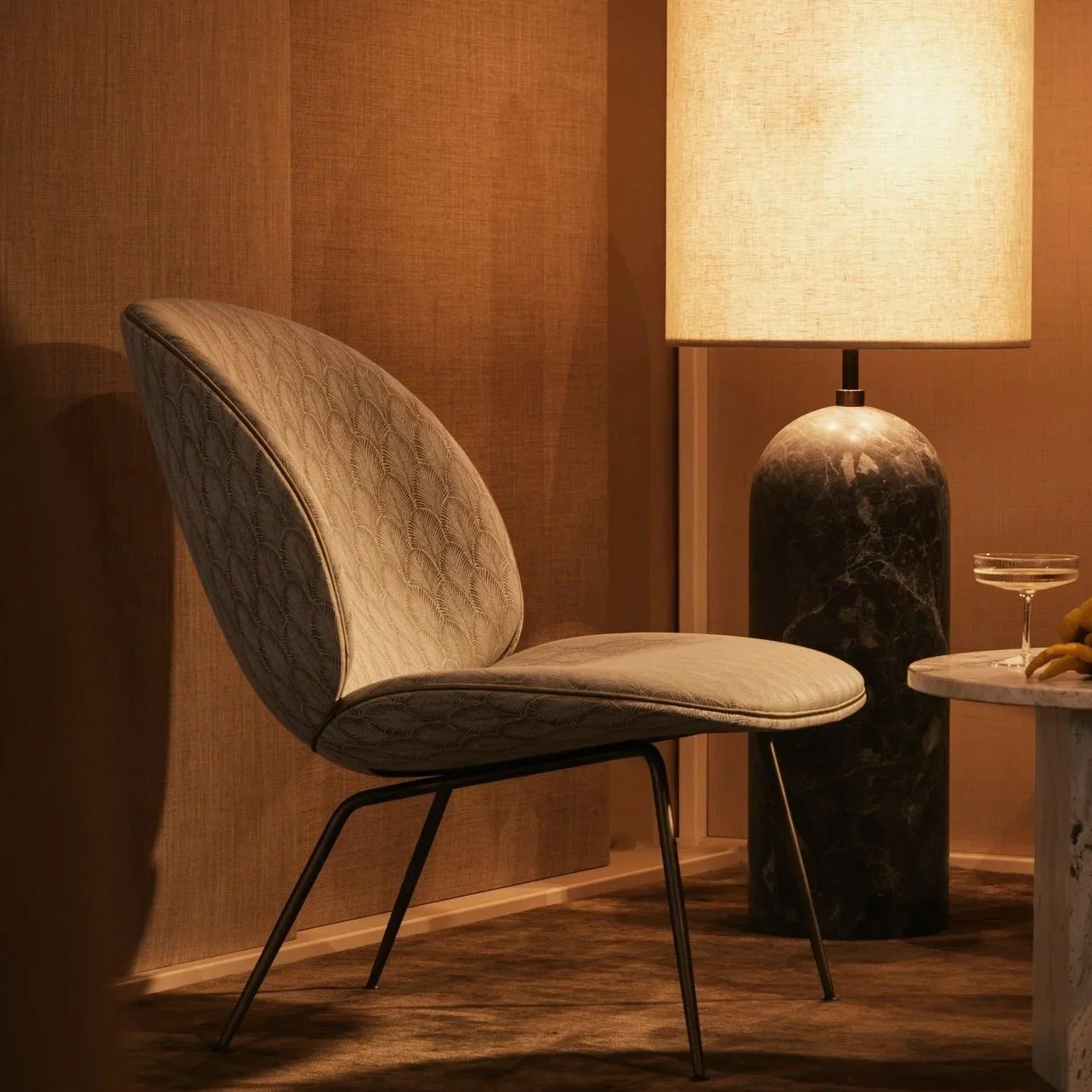 Beetle_Lounge_Chair_01.jpg