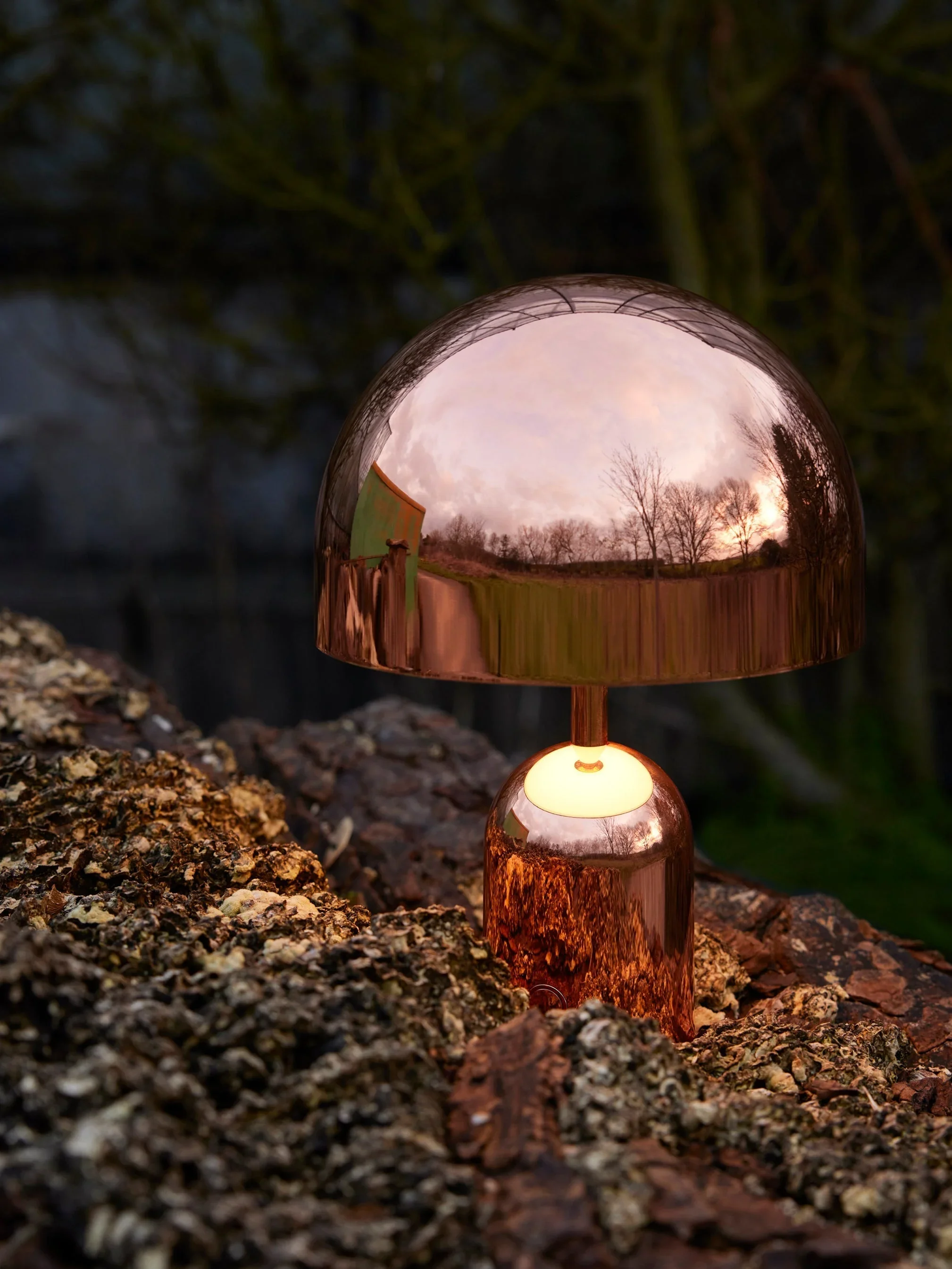 Bell-Portable-Light-Polished-Copper-US-3_4096x5460_crop_center.webp