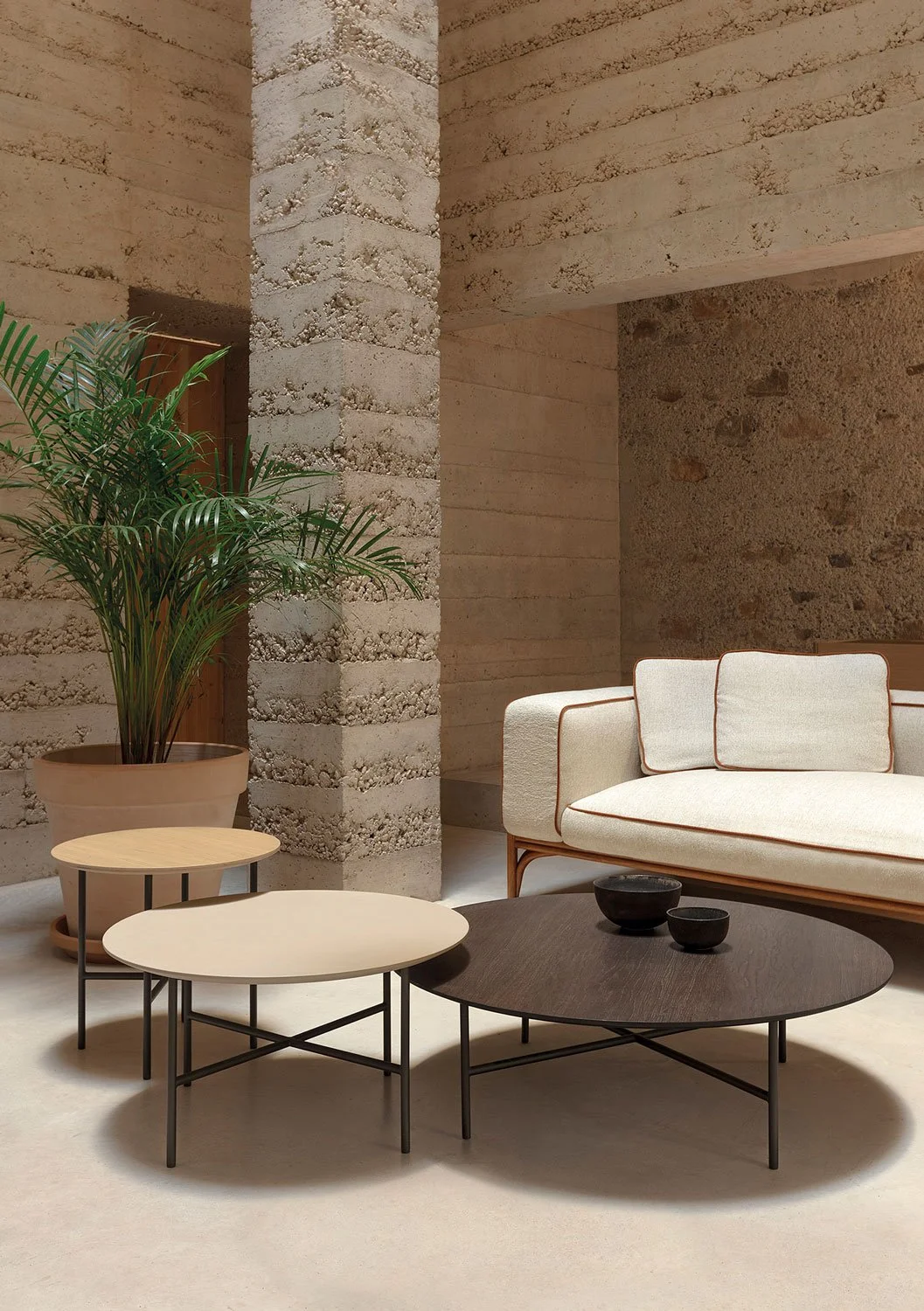 grada-indoor-coffee-table-lievore-altherr-molina-expormim-handmade-furniture-indoor-03.jpg.jpg