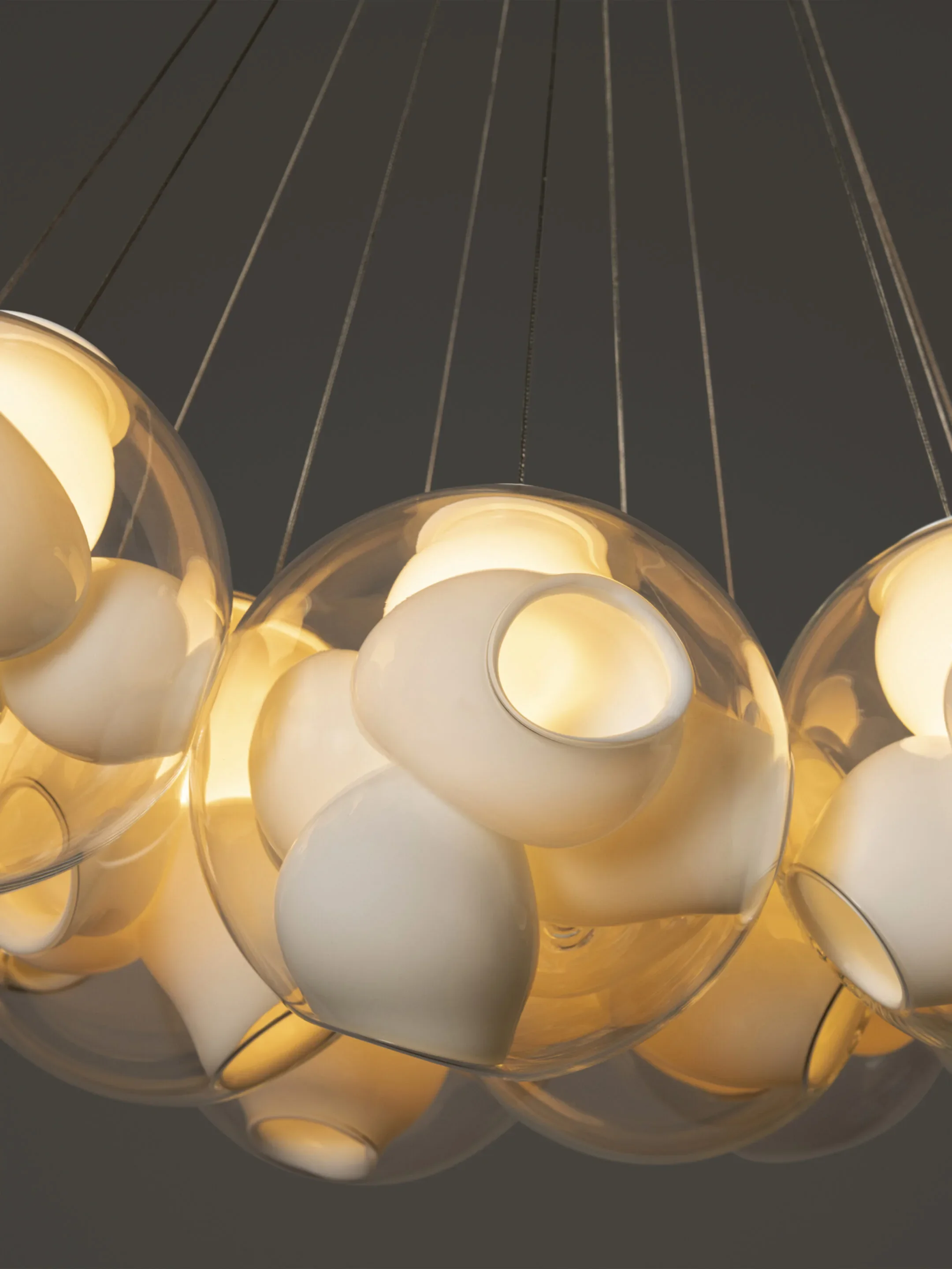 38v-Cluster-Dark-Detail.jpg.webp