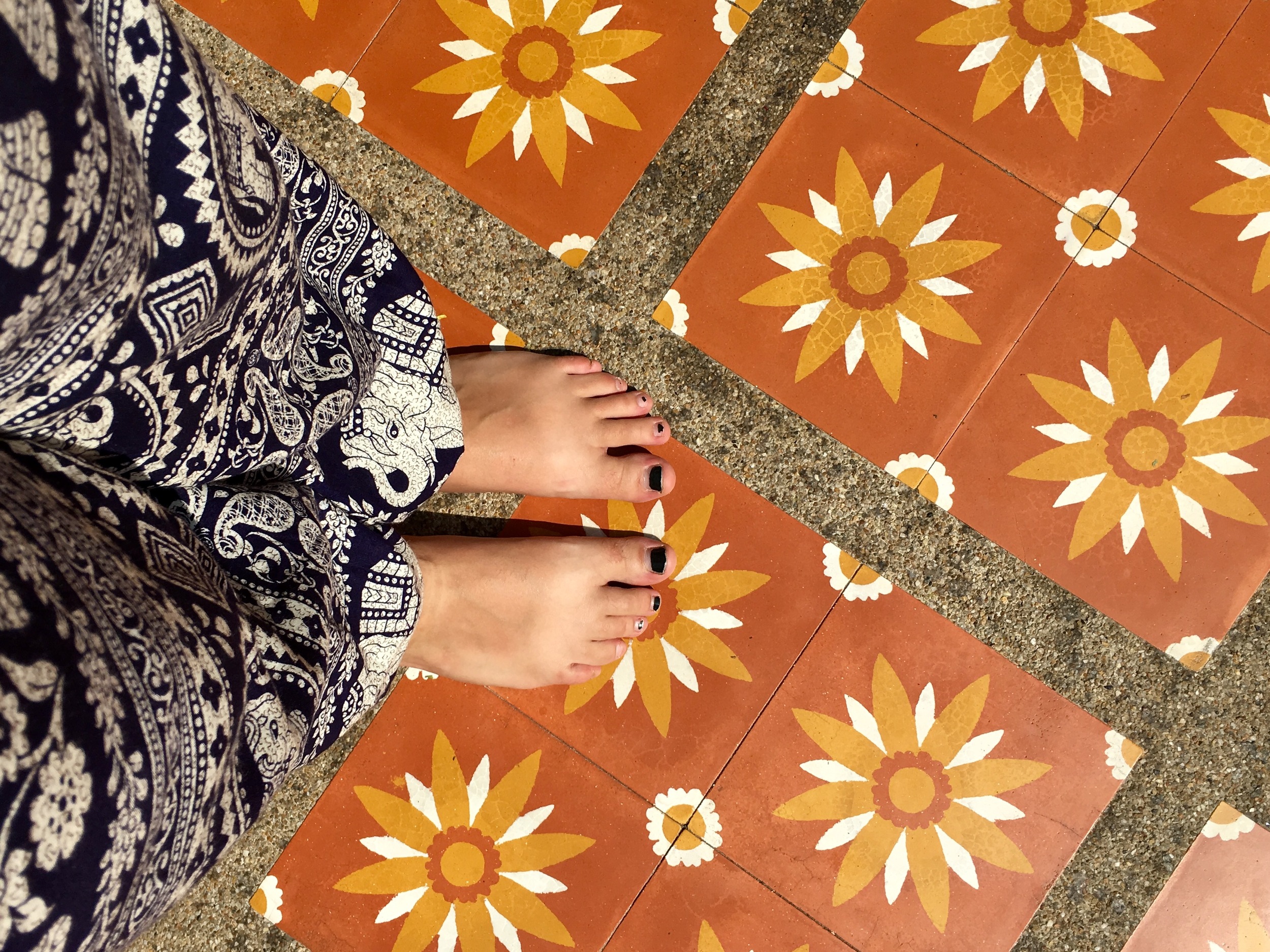  Navy pants + orange-tiled ground (+ Teva Tan) 