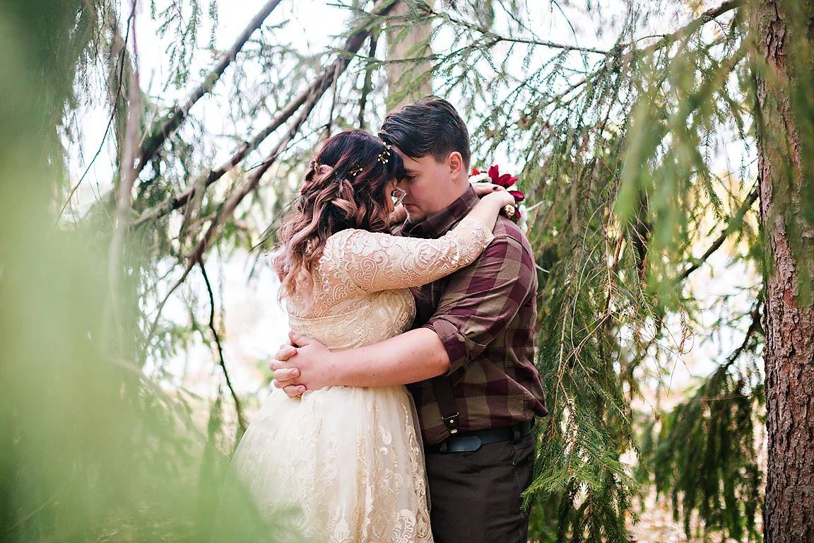 Emily+Devin-Preview.jpg
