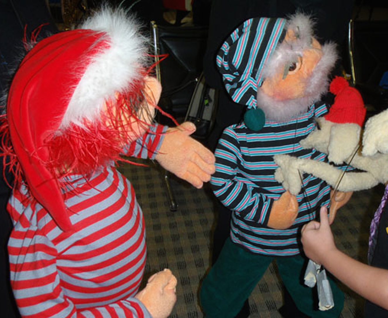 xmas elves.jpg