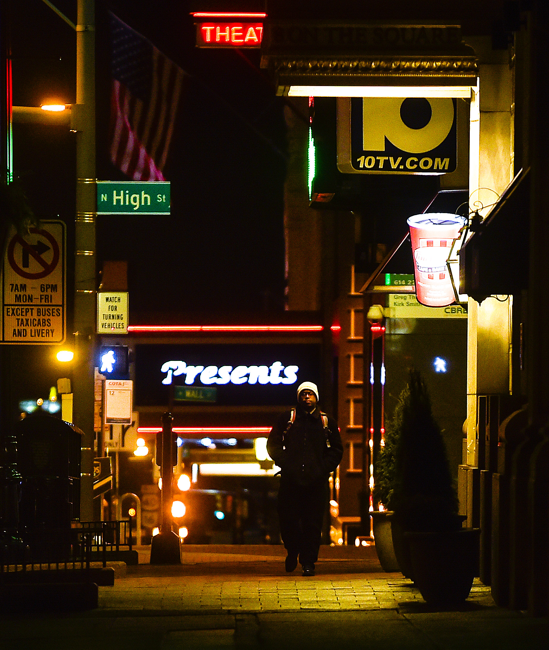 Broad Street and North High Street, Downtown Columbus, Ohio. November 28, 2016.