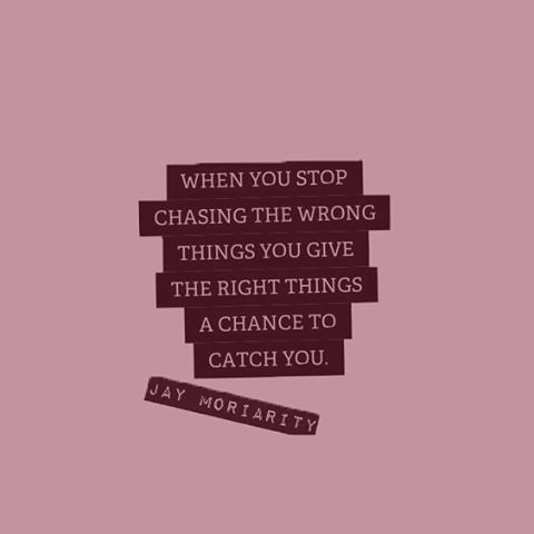 When you stop chasing the wrong things you give the right things a chance to catch you. #powerofhello
&mdash;&mdash;&mdash;&mdash;&mdash;&mdash;&mdash;&mdash;&mdash;&mdash;&mdash;&mdash;&mdash;&mdash;&mdash;
#motivation #ambition #inspiration #wisdom