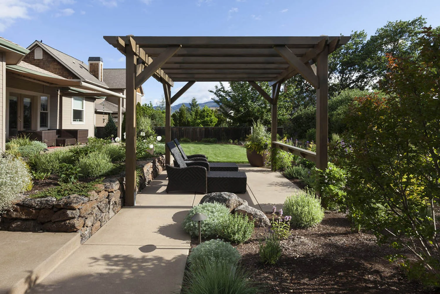 Solid_Ground_Landscape_Arbor_008.jpg