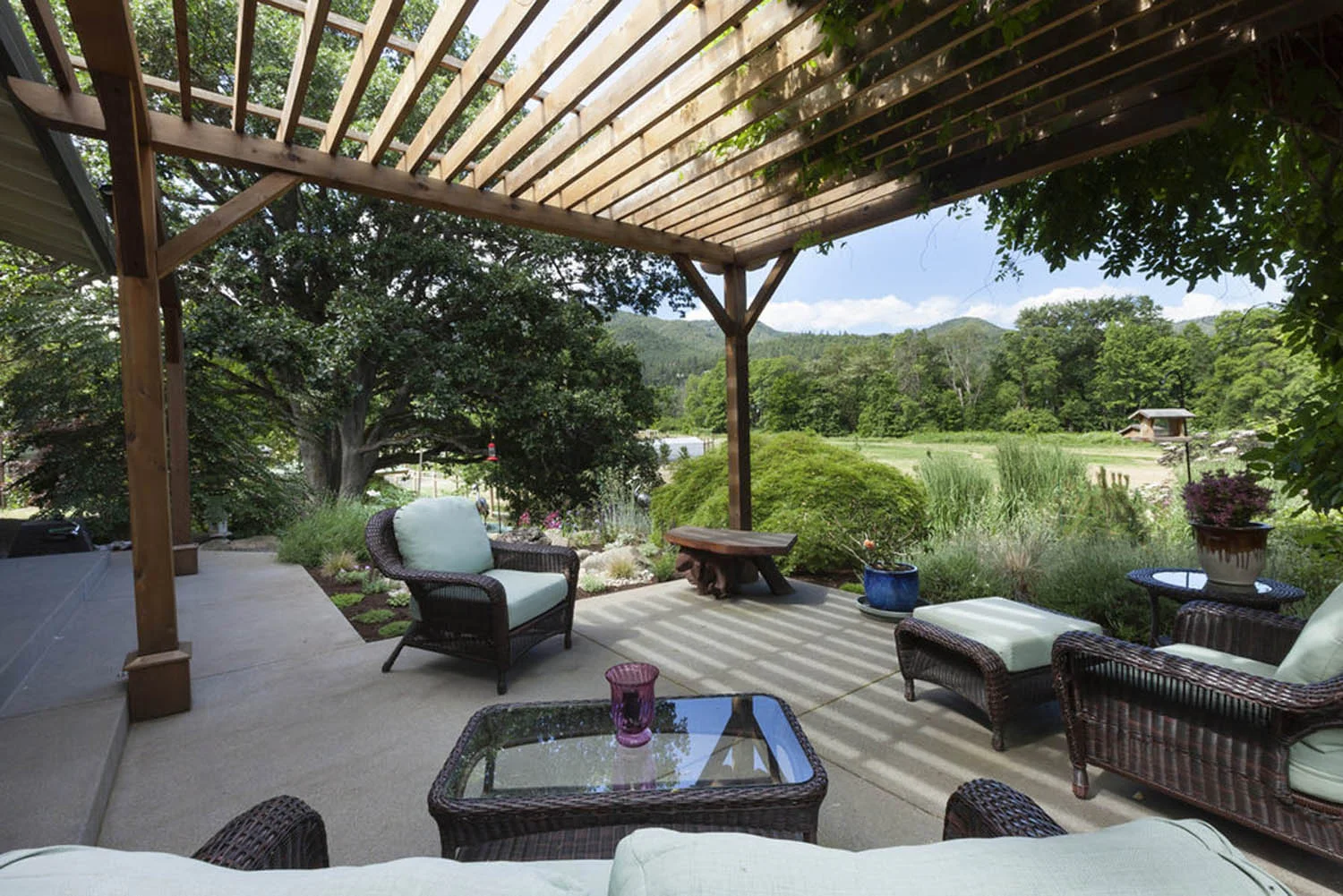 Solid_Ground_Landscape_Arbor_011.jpg