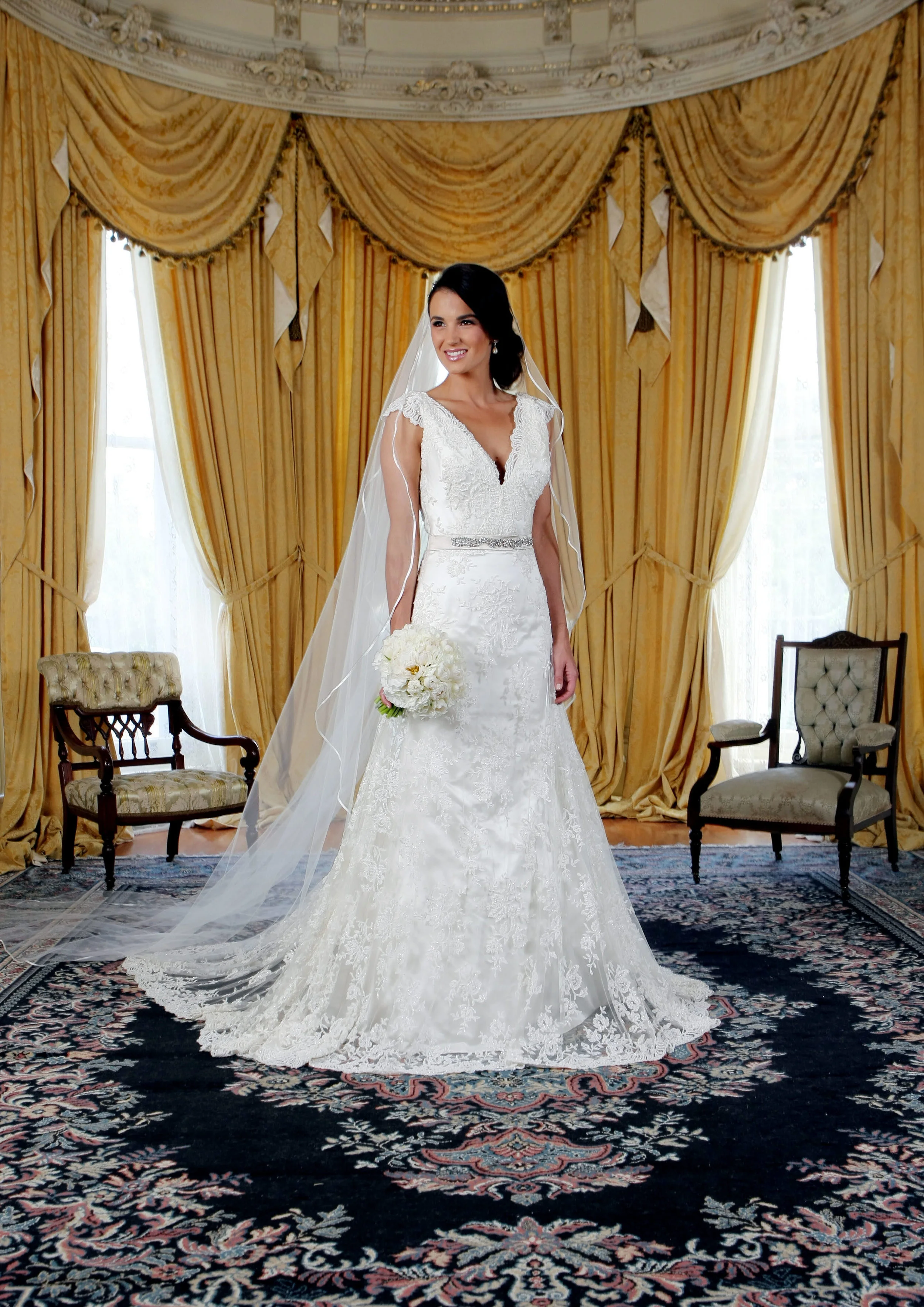 WEDDING DRESS-F11458245-371716.JPG