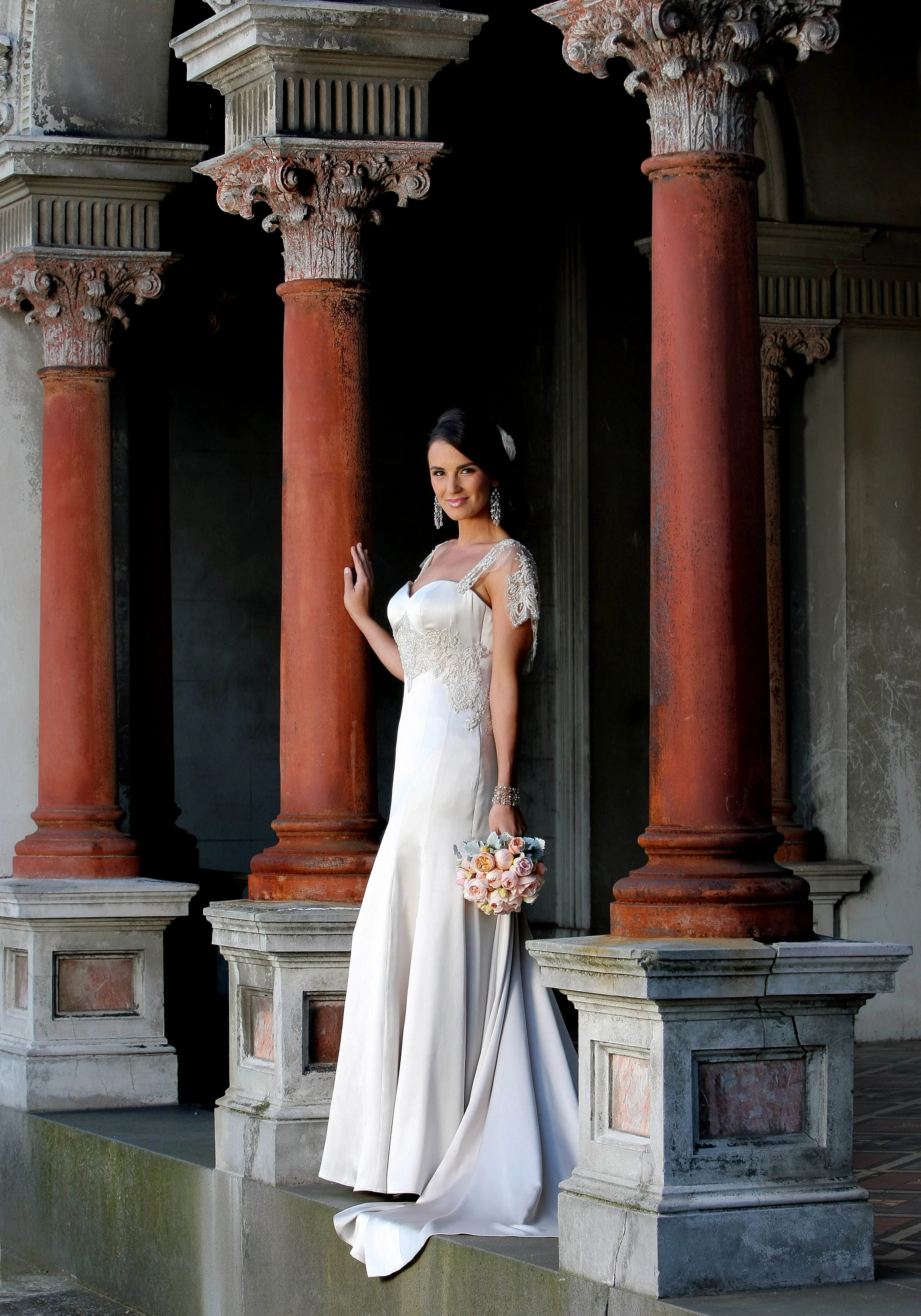 WEDDING DRESS-F11458257-371821.JPG