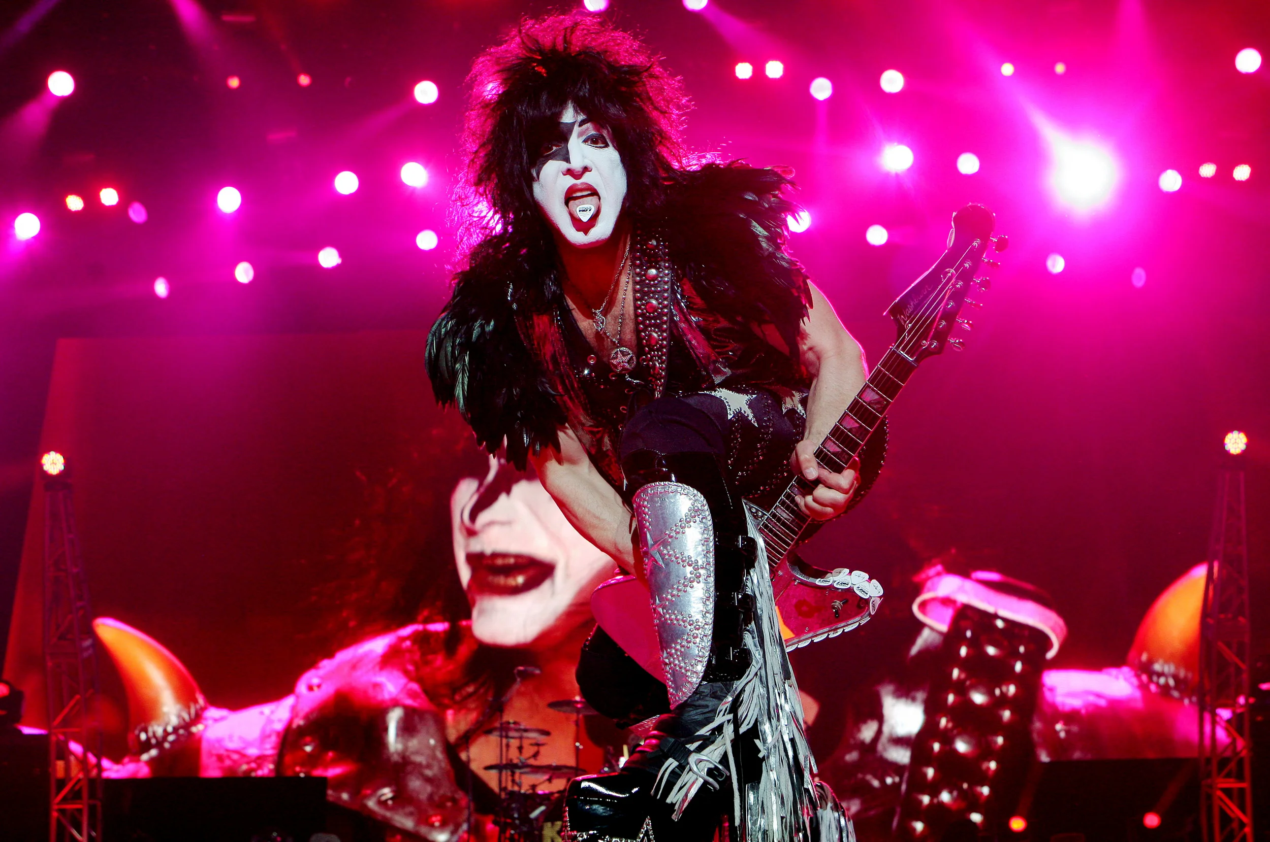 KISS CONCERT-F16710287-582736.JPG