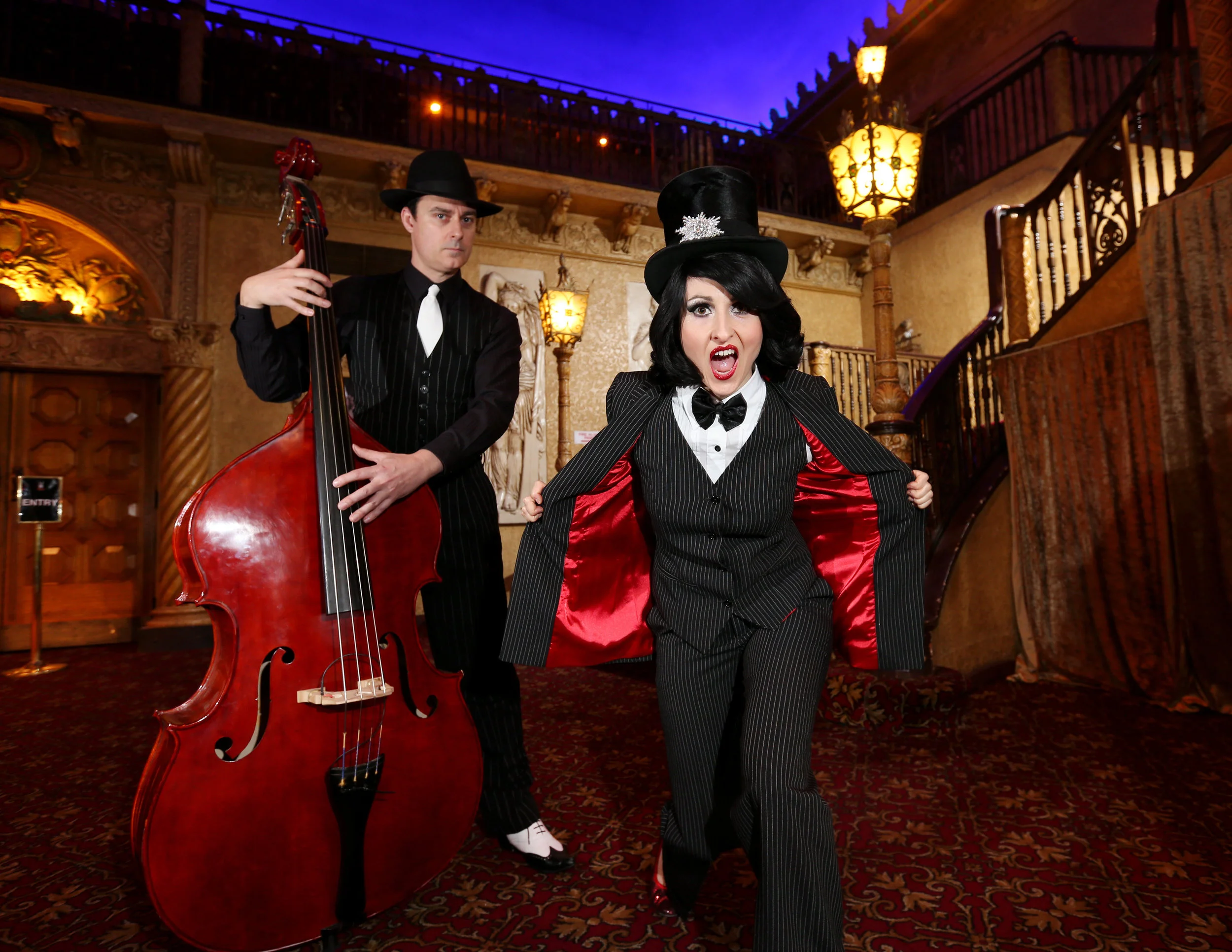 GANGSTERS BALL-P1818235-254200.JPG