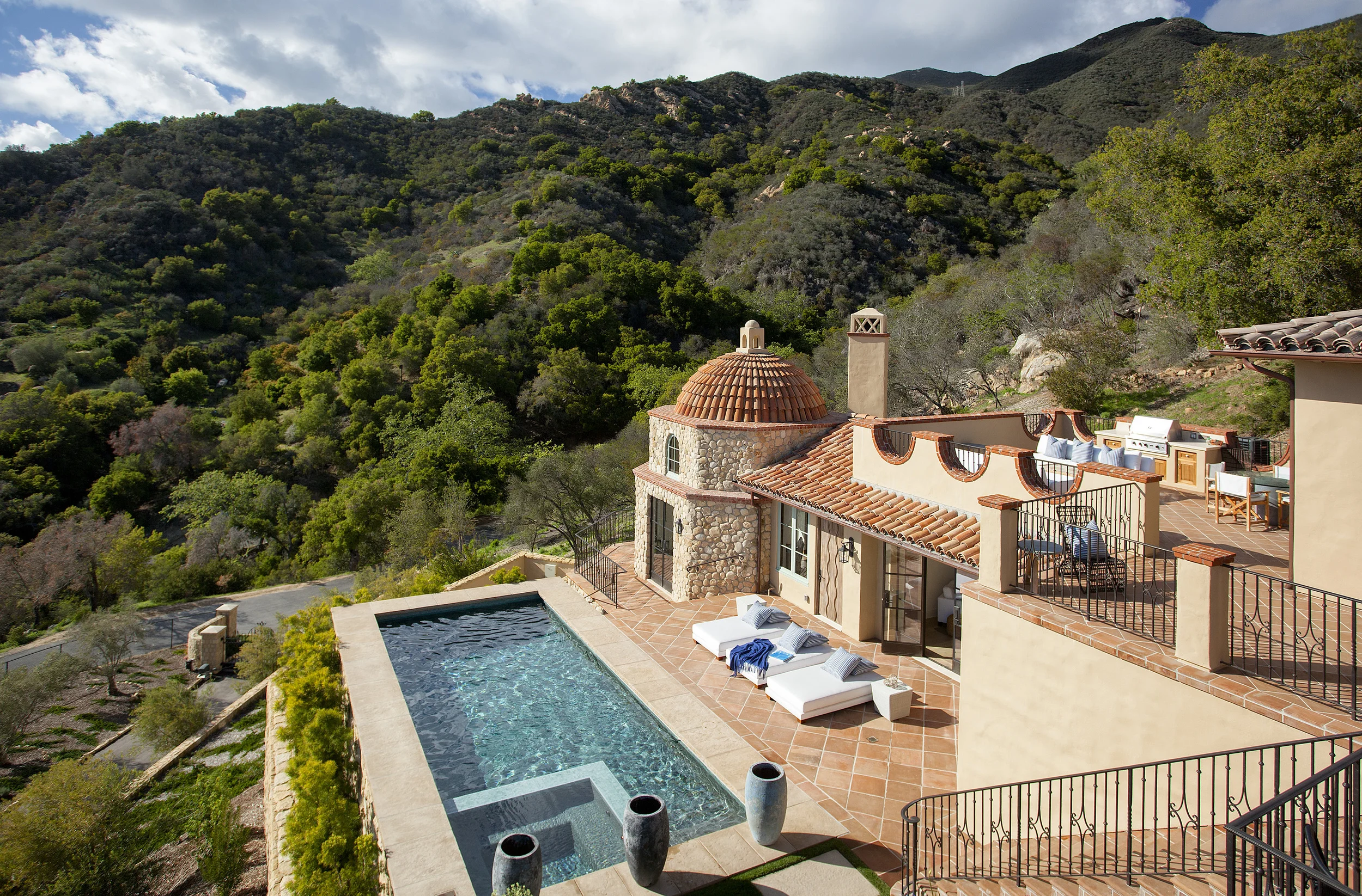 Why This Little Known Zip Code Has All The Stars Moving Here