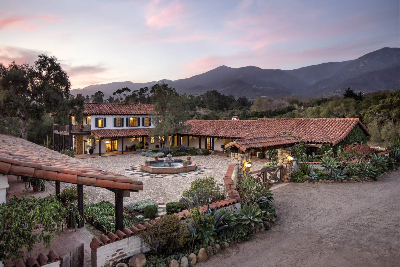RanchoSanLeandro_twilightcourtyardlarge.jpg
