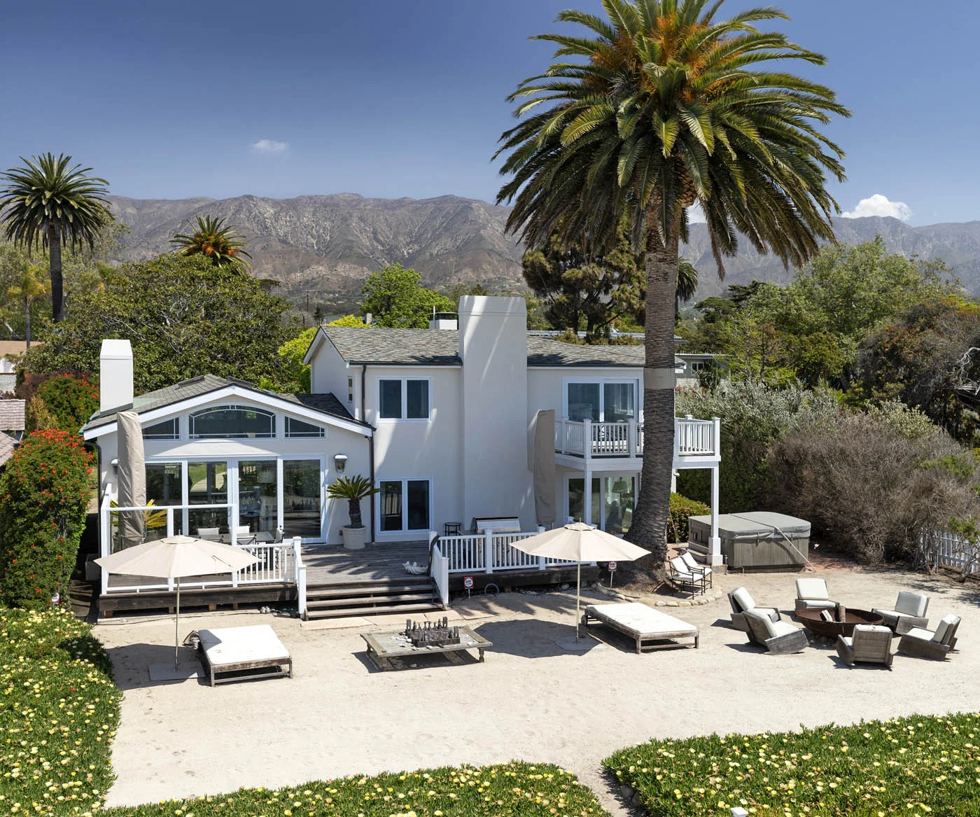 Back exterior with mountain view.jpg