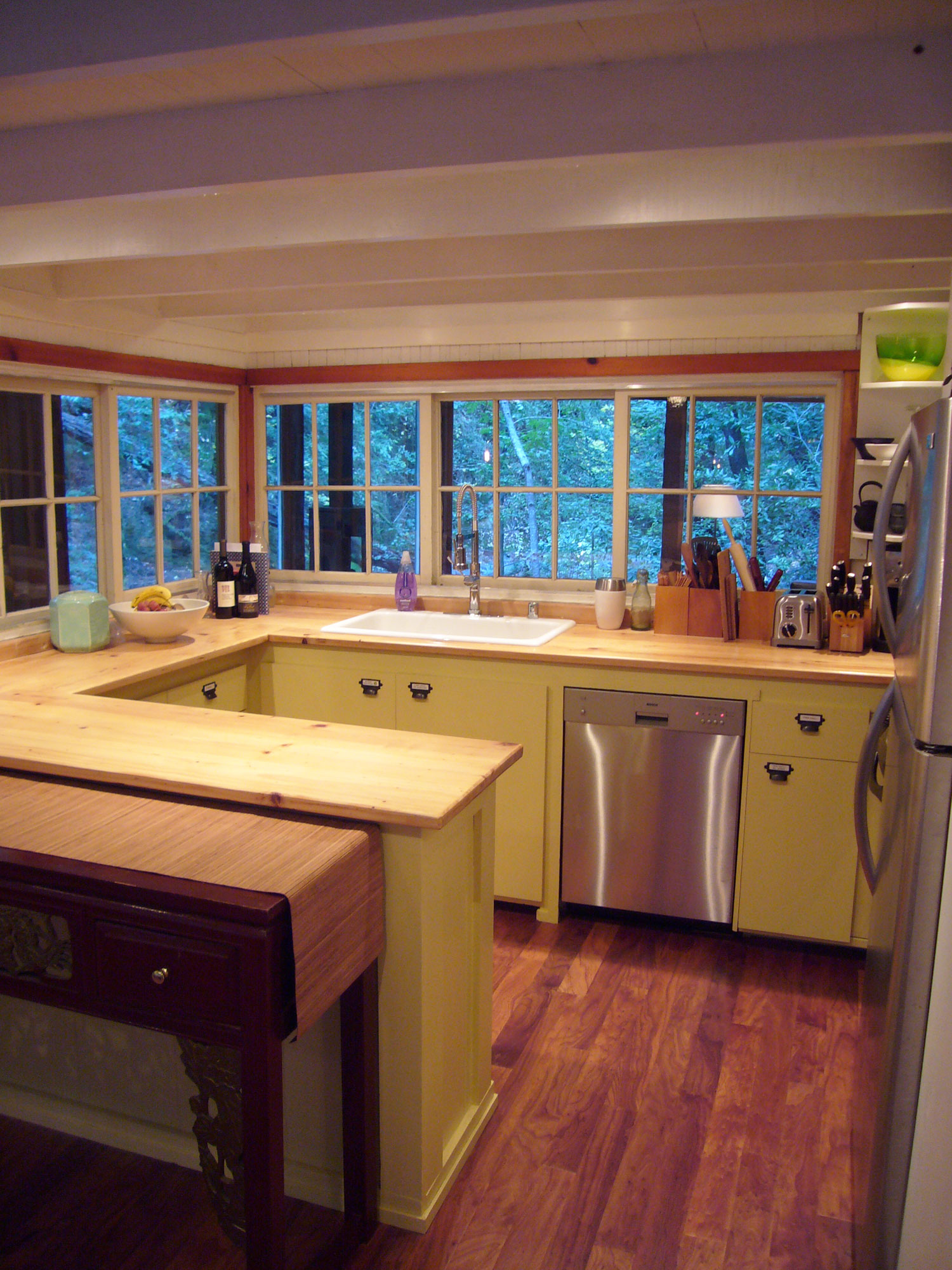 Creekside Cabin, Calistoga Kitchen