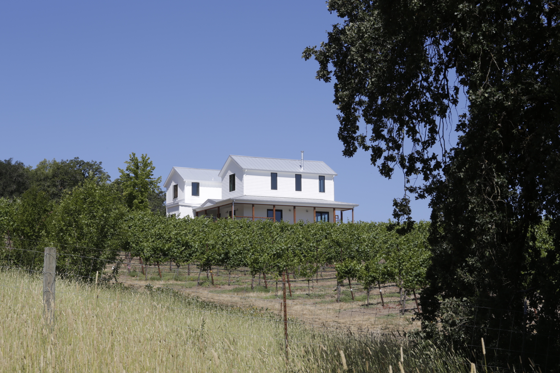 Vineyard Farmhouse - Napa Sonoma County