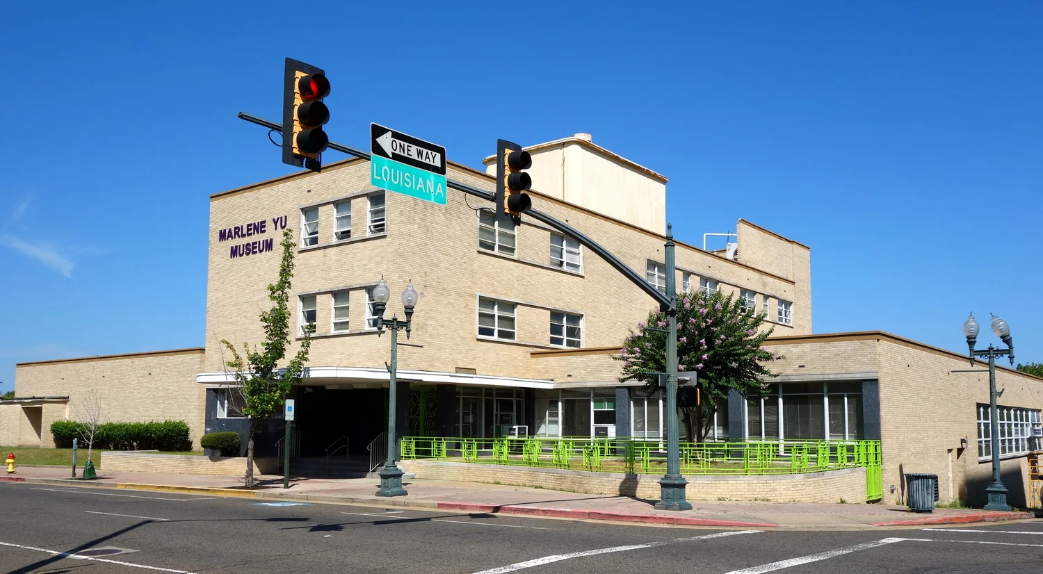 Grand Opening of the Rainforest Art Foundation