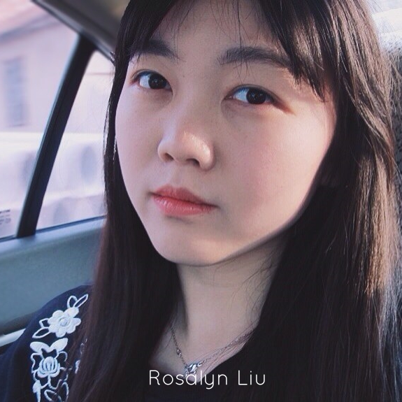 Rosalyn Liu headshot-18.jpg
