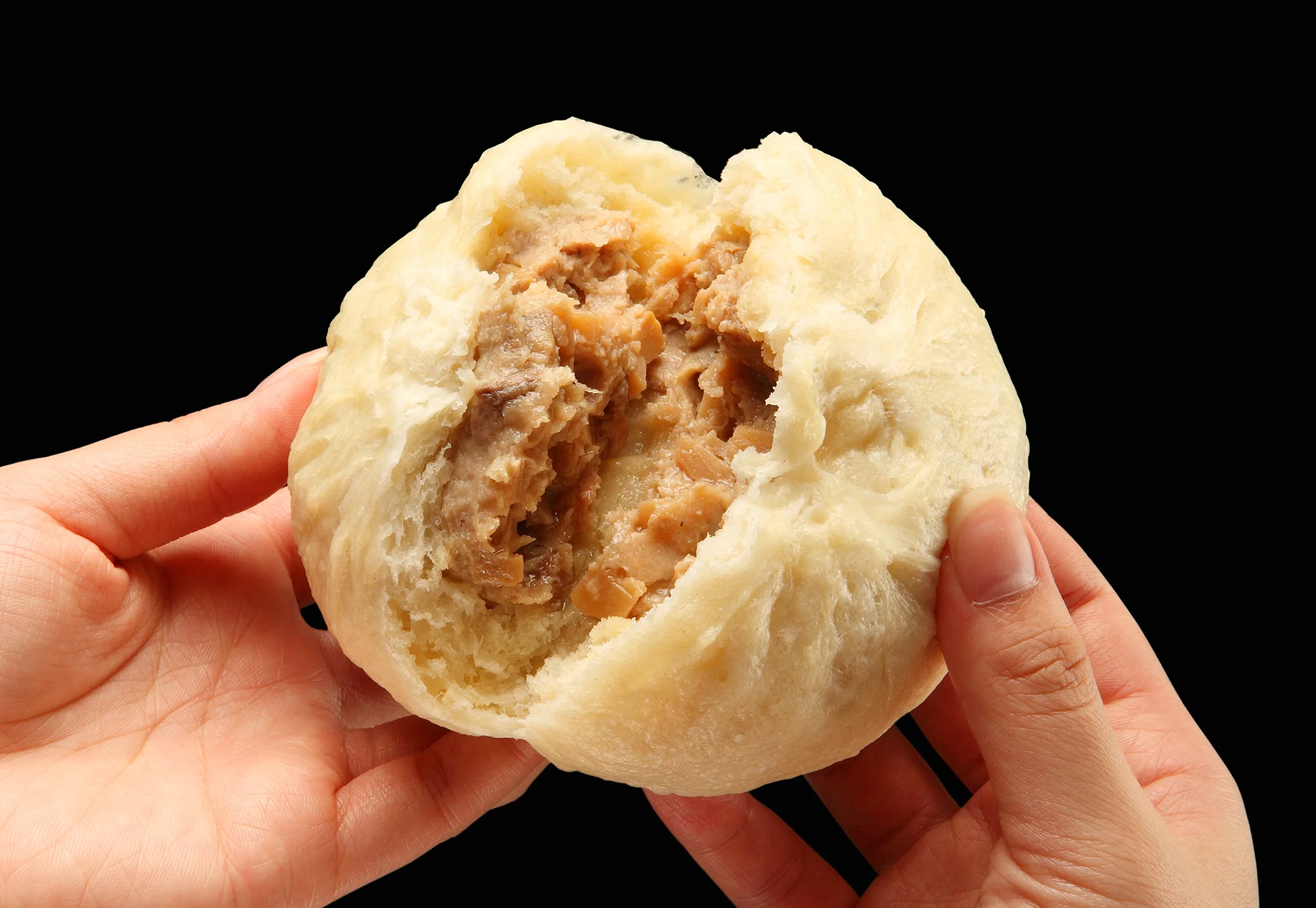 NIKUMAN / STEAMED PORK BUN