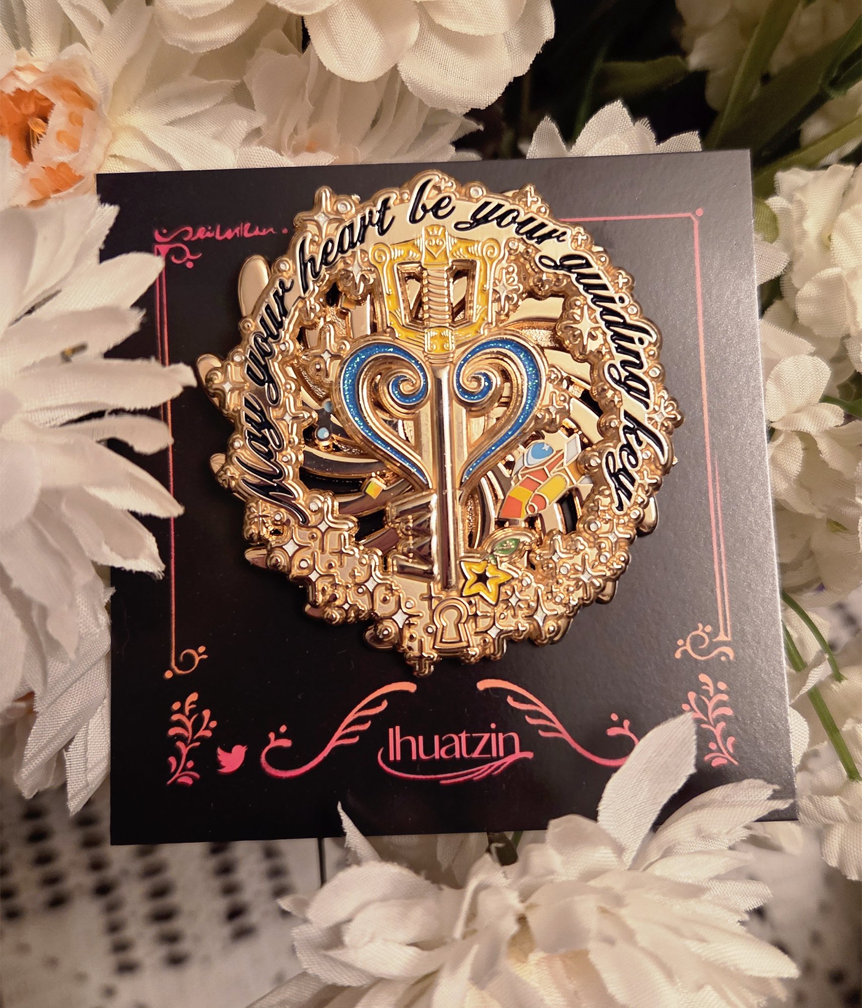 Kingdom Hearts 3D Kingdom Key Spinning Enamel Pin