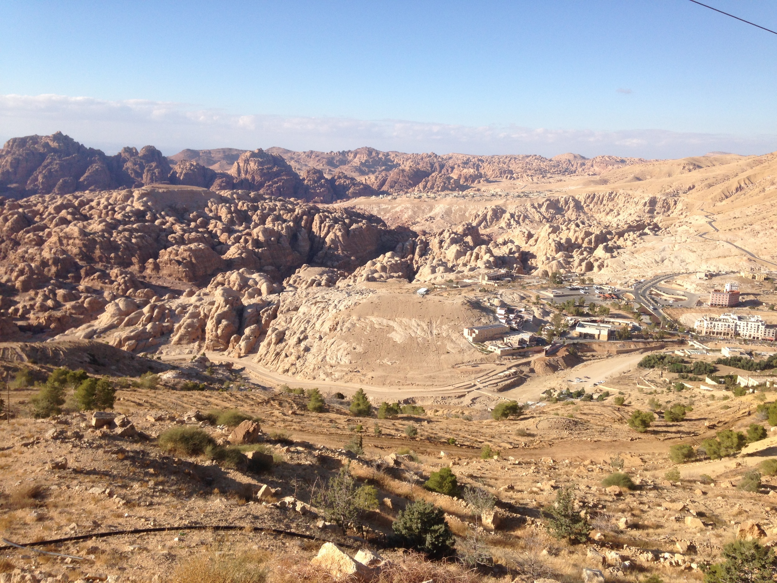  Looking down on the dirt road that leads into Petra 