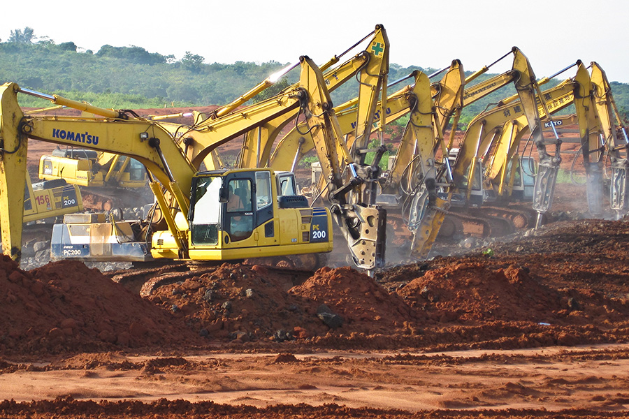 MHH_0004_Excavators at Work (1 of 1).jpg