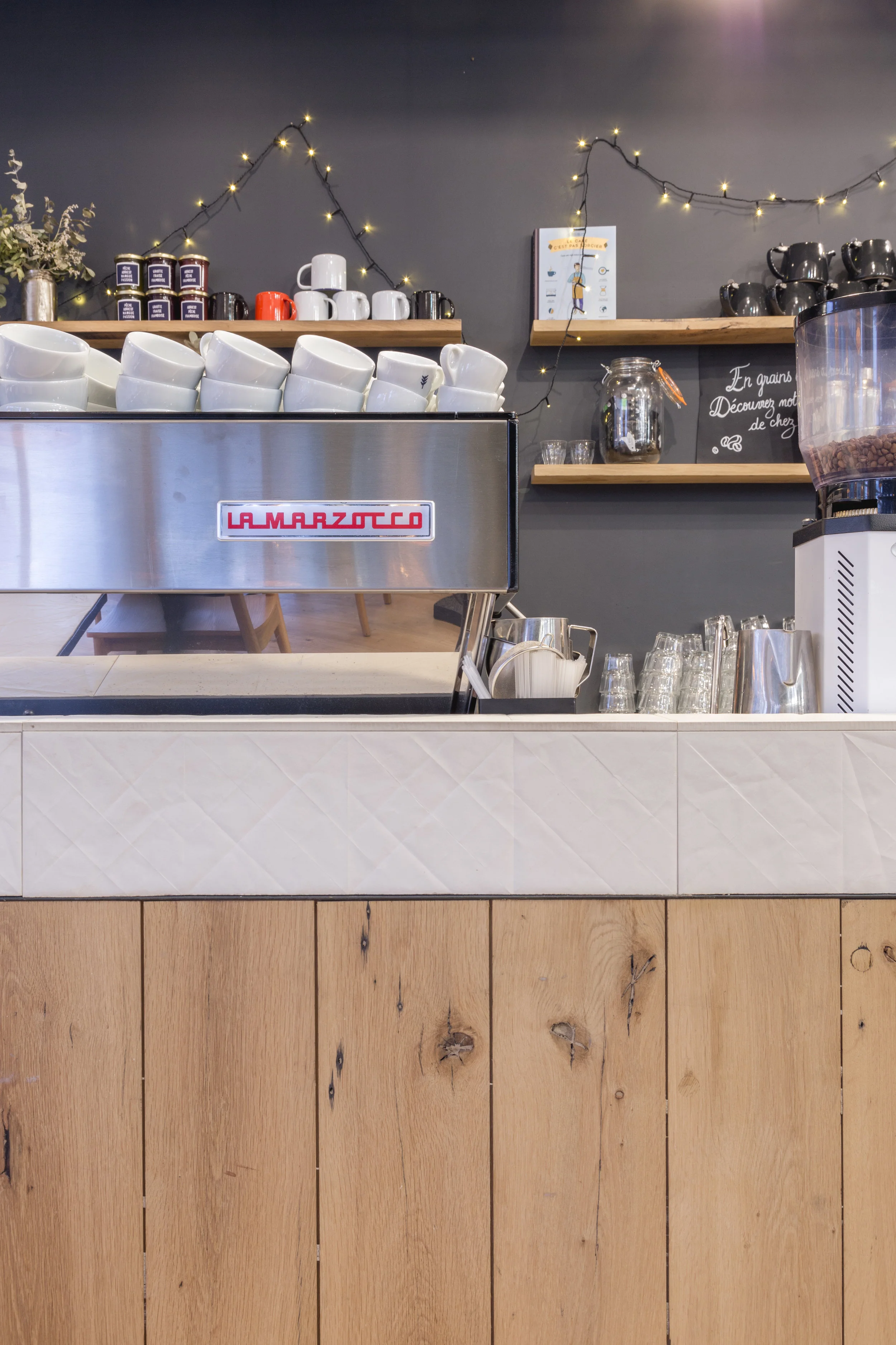 Café-Boutique-Marlette-BHV-Architecte-07.jpg