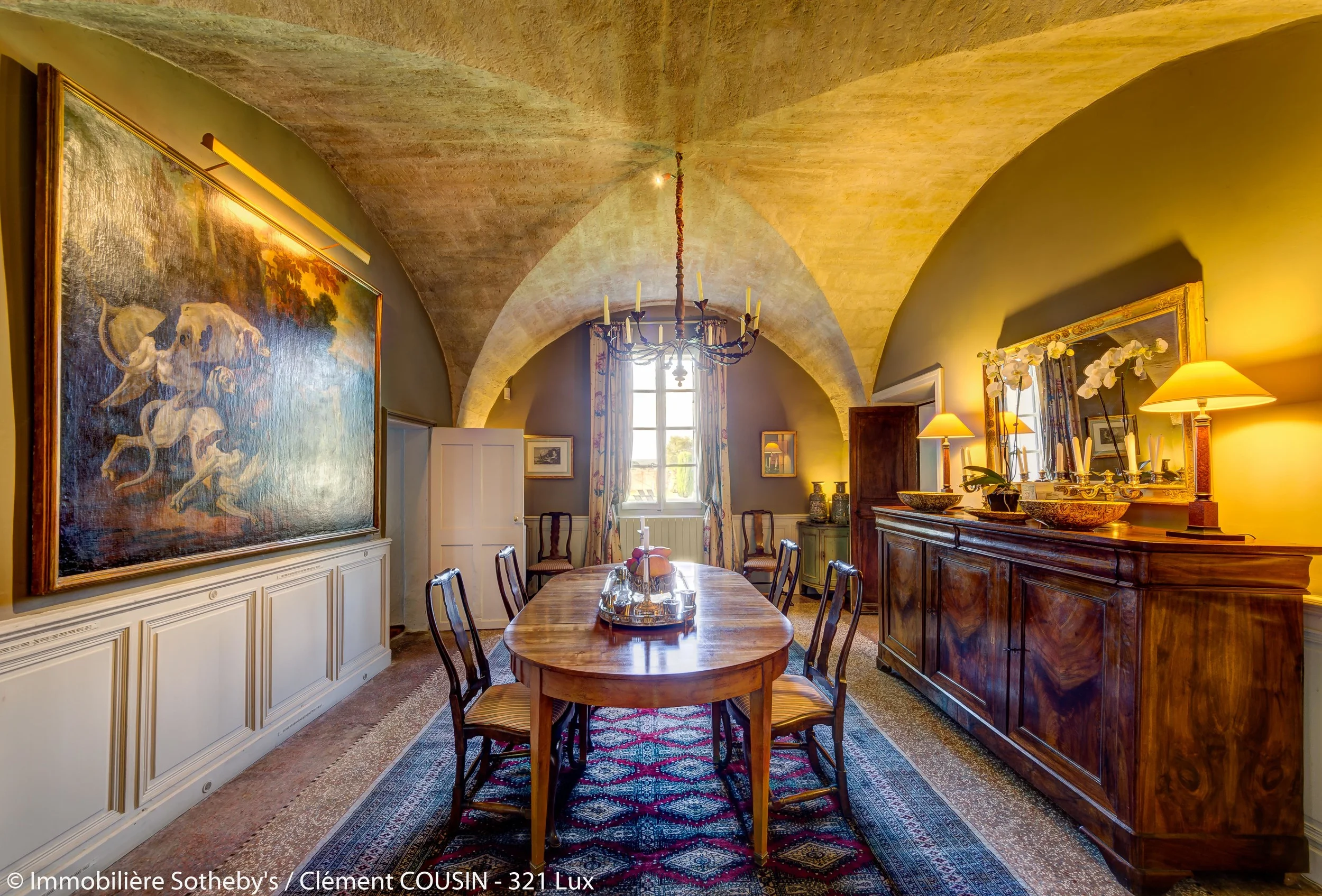 321 Lux-Sotheby's-Domaine Uzes-7.jpg