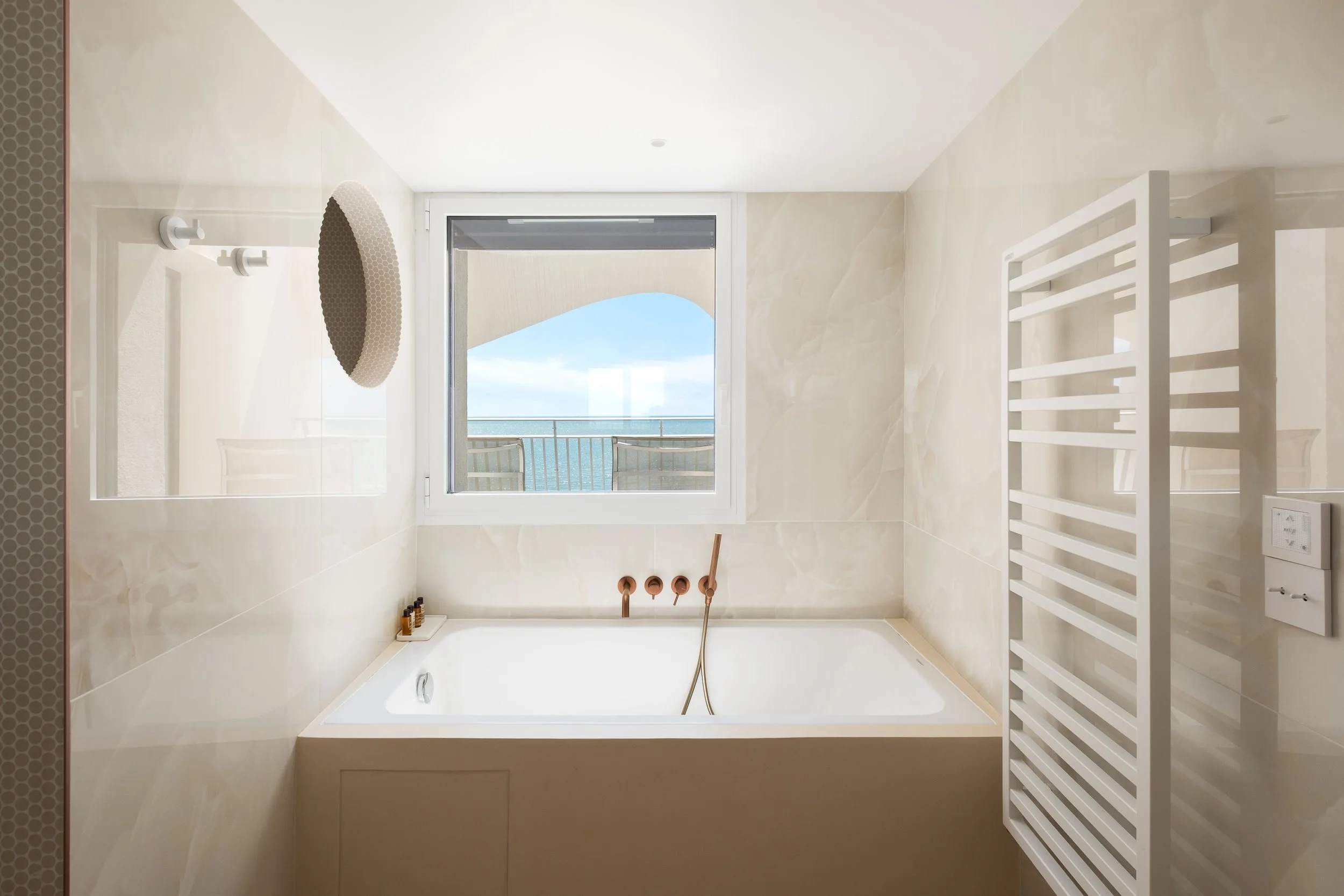 HOTEL LA PLAGE-5.jpg