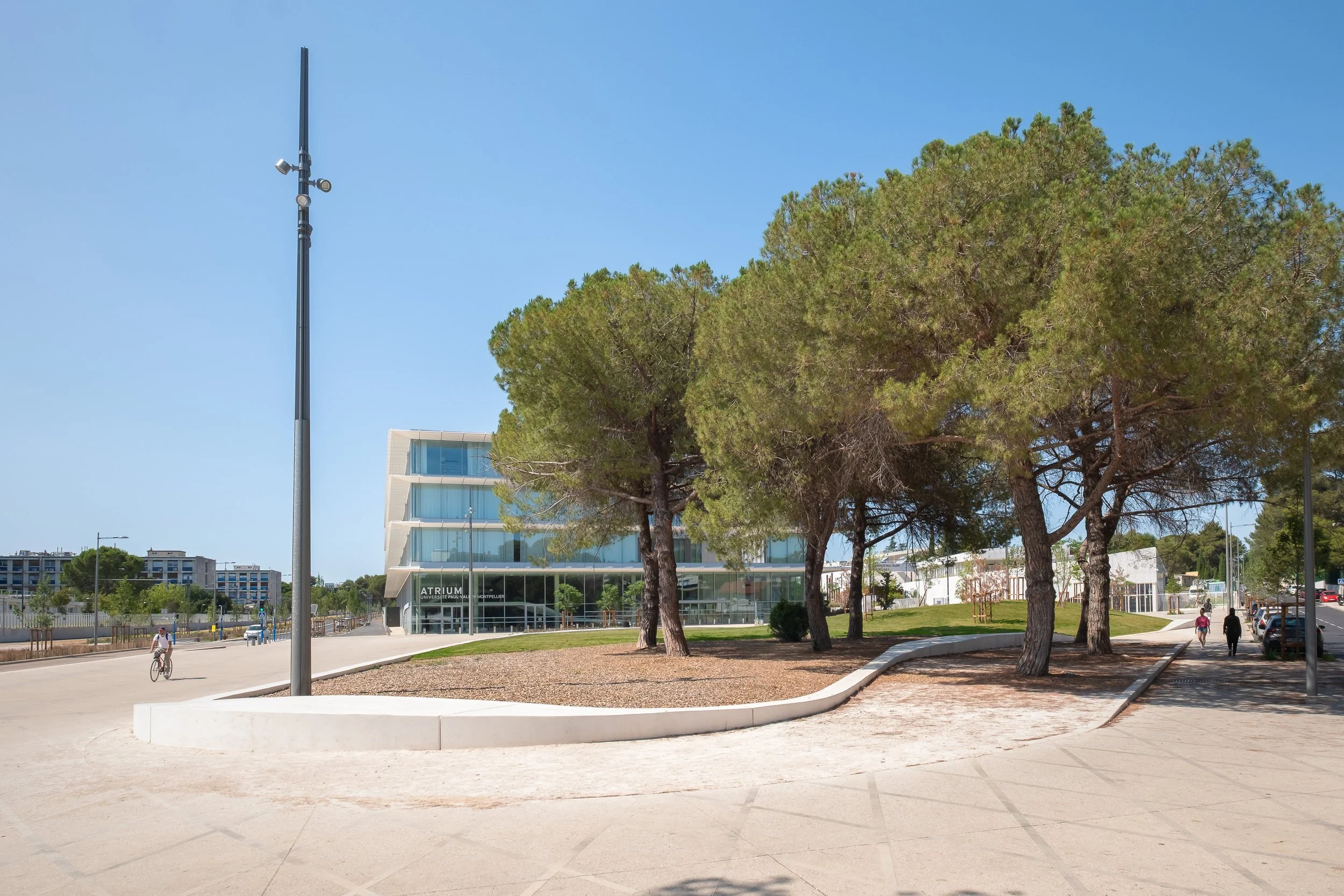 GAU - PARVIS MARC BLOCH MONTPELLIER-4.jpg