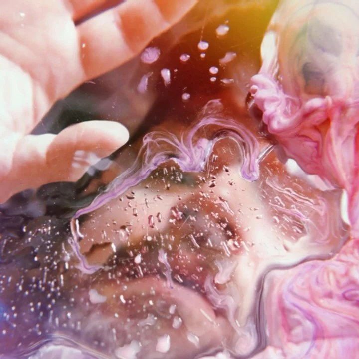 🫠🥺✨ SORRY EYES ✨🥺🫠

👁️ The artwork for the current single is another collaboration between photographer Stephanie Gibson (@slg_photog) and artist @davidgalletly. 👁️ 

For this shot, Stephanie had me under a glass table, that was covered in slim