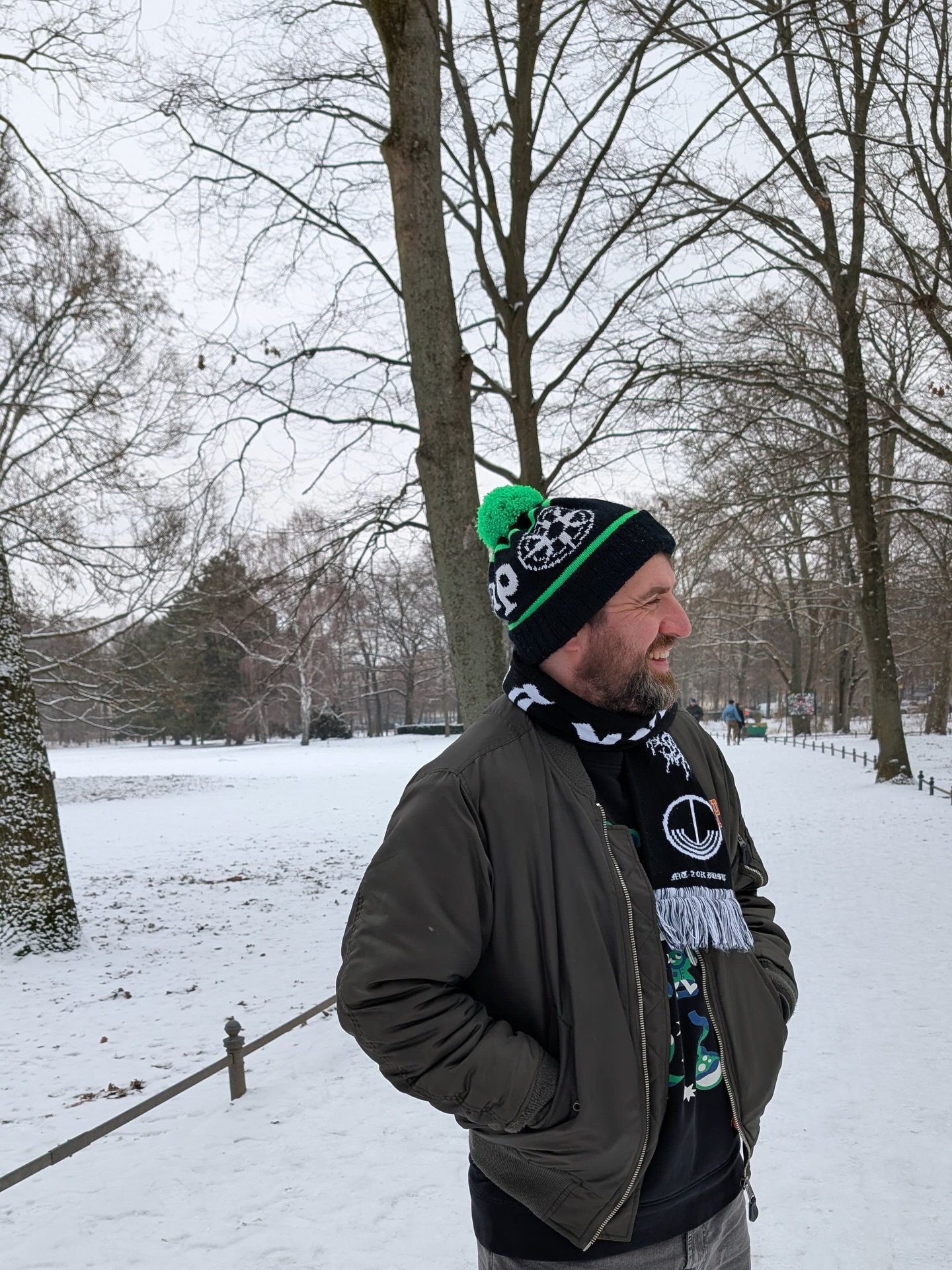 🫠🇩🇪❄️ had a v. peaceful and snowy time in berlin ❄️🇩🇪🫠

i hardly looked at any emails, and i ate a lot of food and now i feel amazing, but i am scared to look at my emails.