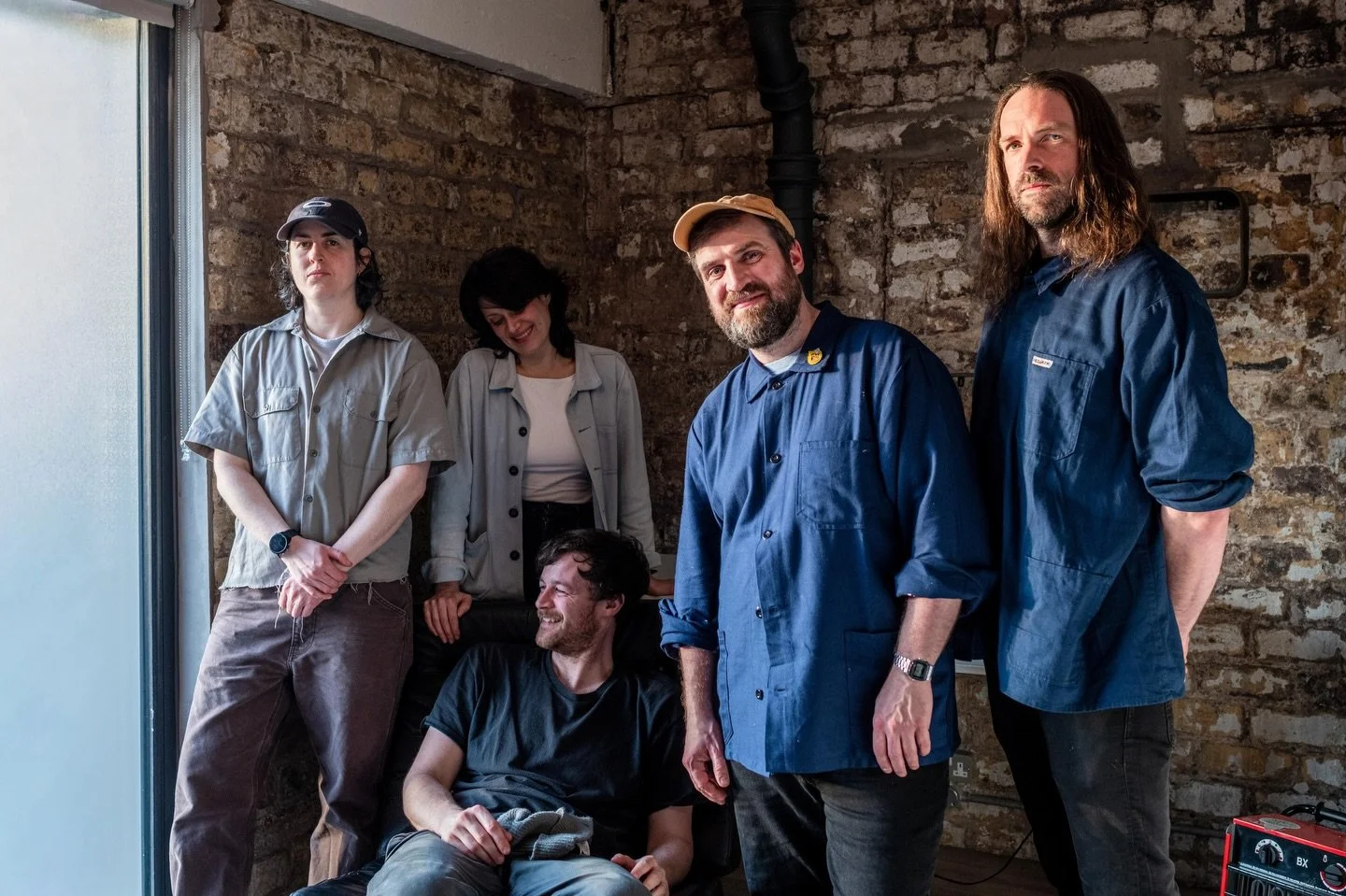 🫠✨💚 PICTISH TOUR STARTS THIS WEEK 💚✨🫠

Very much looking forward to making a joyful racket with my pals Suse, Robyn, Iain &amp; Joe.

🎟️ pictishtrail.com/gigz

23 Apr - Stirling, Tolbooth
24 Apr - Irvine, Harbour Arts Centre
25 Apr - Aberdeen, T