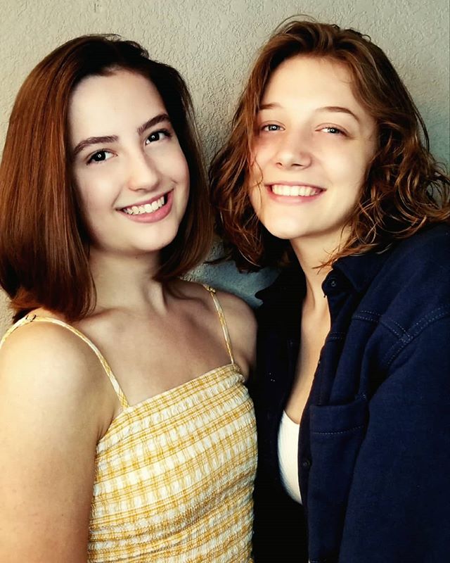 These two besties came into together to trade their long locks, for these trendy summer bobs
💇&zwj;♀️💇&zwj;♀️ = 💁&zwj;♀️💁&zwj;♀️ #summerstyle#lookingfresh#trendyteens#newlooks#summercuts#funwithfriends#funinthesun#stpaulhair#salonori#longtoshorth