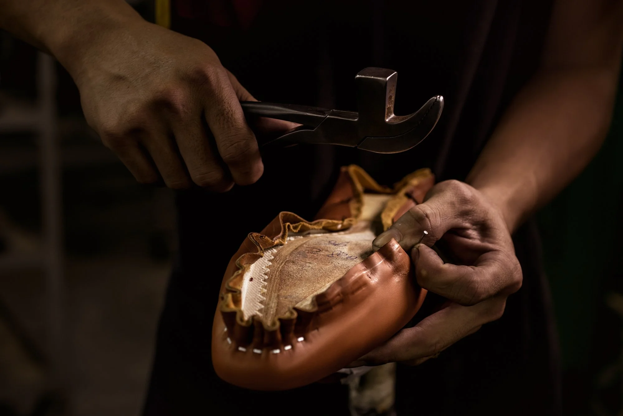  Leather shoe is Goodyear Welted meaning that the upper and bottom of the shoe are sewn together so that the inside of the shoe reamins free of uncomfortable seams. 