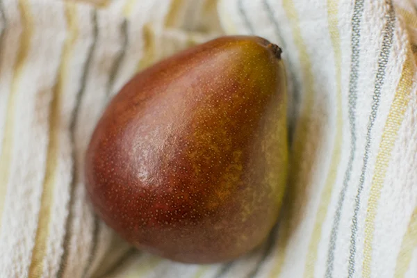 pears2.jpg