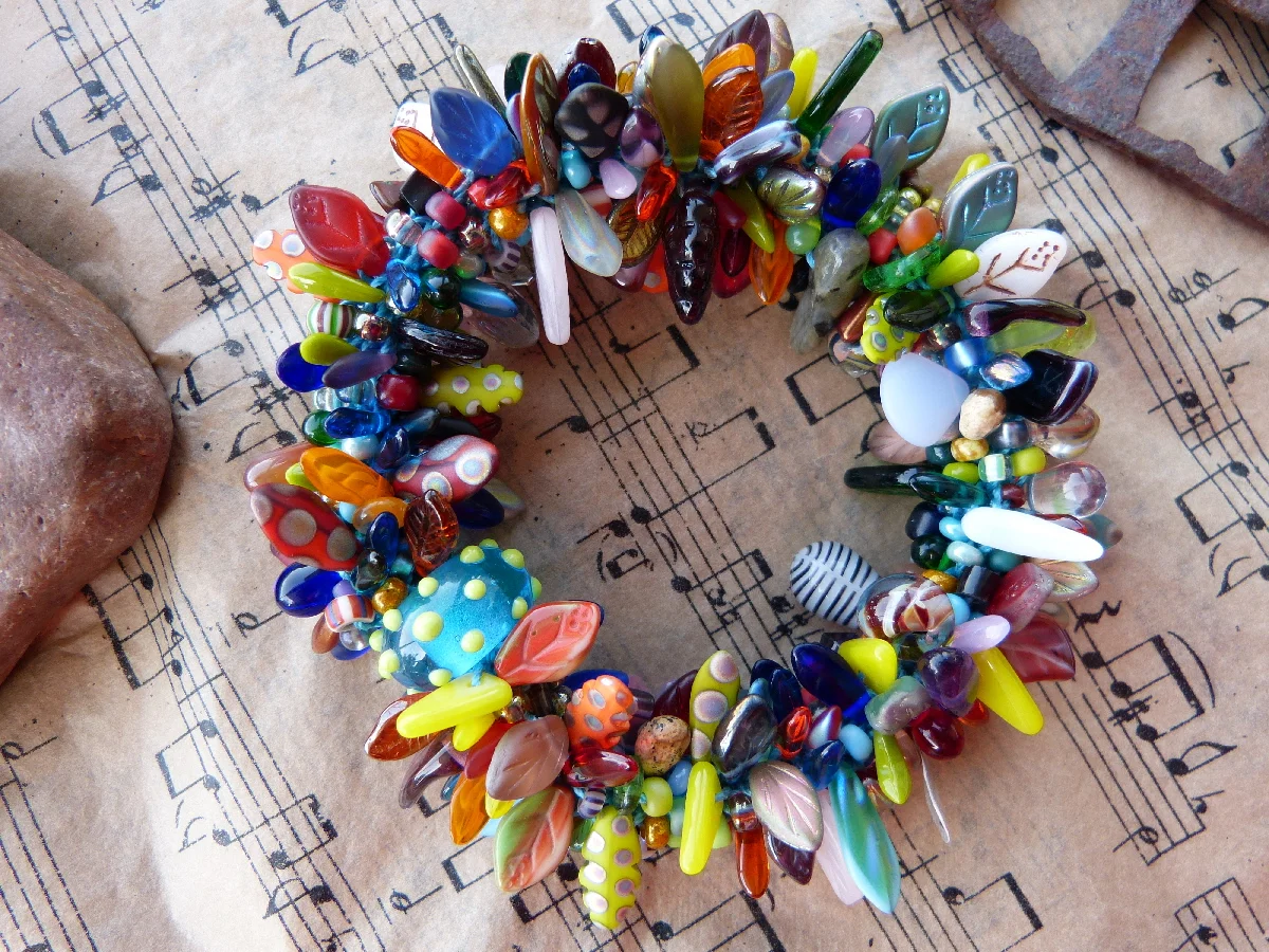 Bead Crochet Bracelet with Lampwork Bead