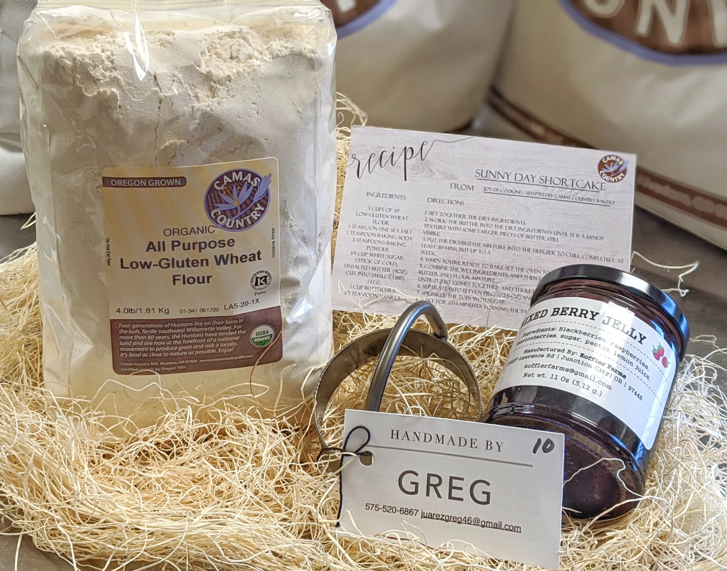 baking box display.jpeg