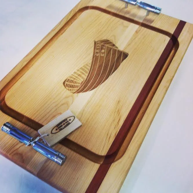 wedding_boat_engraving